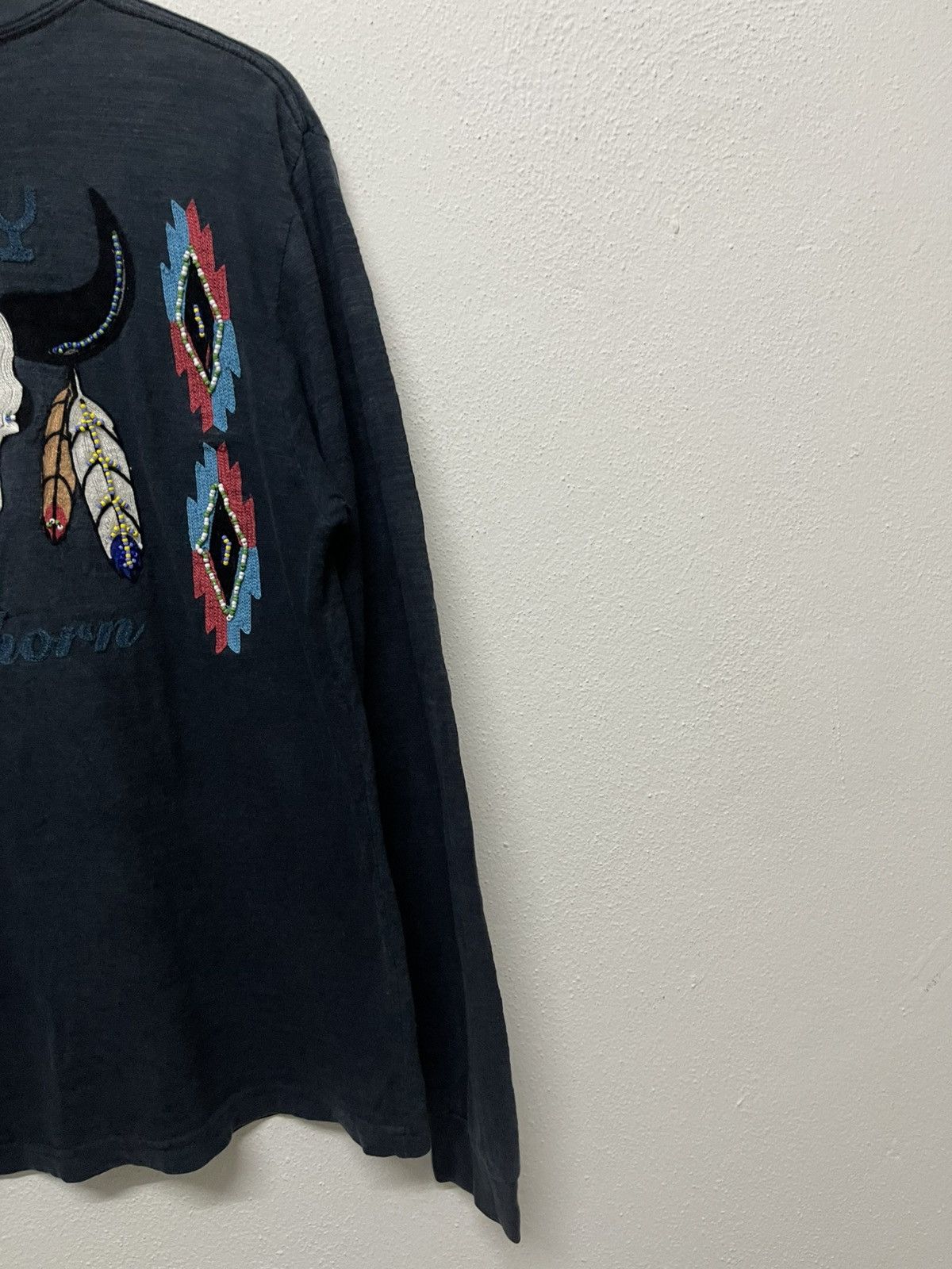 Native VINTAGE TOYO ENTERPRISES INDIAN NATIVE NAVAJO LONG SLEEVE Size US M / EU 48-50 / 2 - 5 Thumbnail