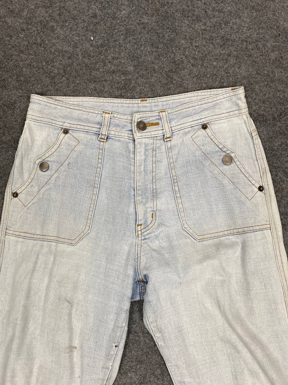 Japanese Brand japanese brand lightwash distressed denim nice design Size 29" - 6 Thumbnail