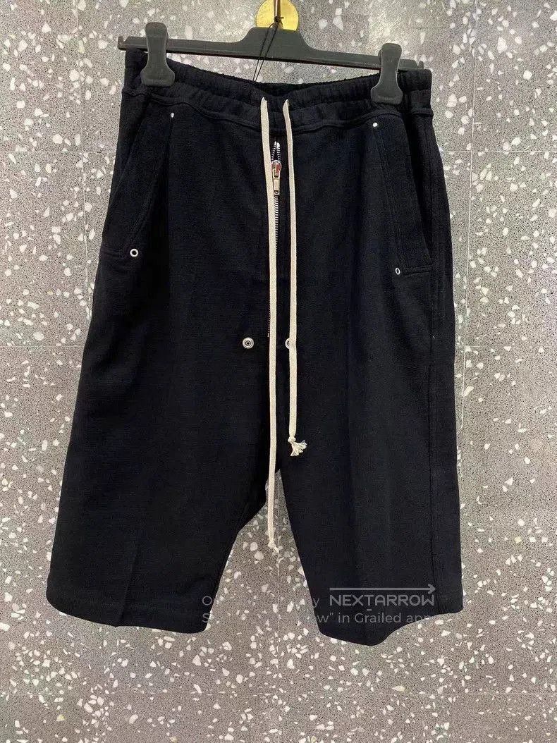 Other Rick Owens Men's Black Zip Shorts. Size US 42 / EU 58 - 4 Thumbnail