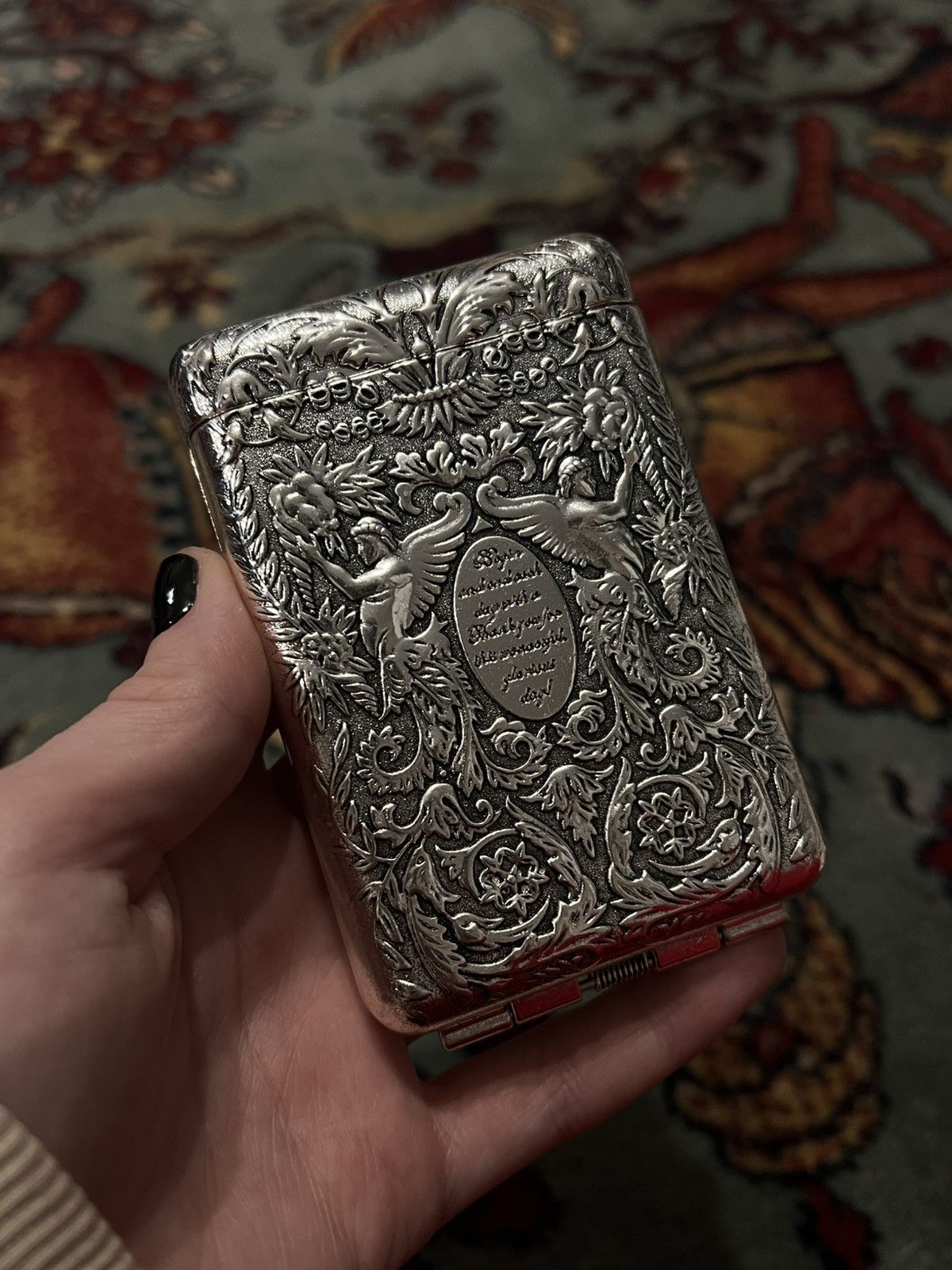 Vintage Vintage embossed cigarette case angel floral renaissance Size ONE SIZE - 19 Thumbnail