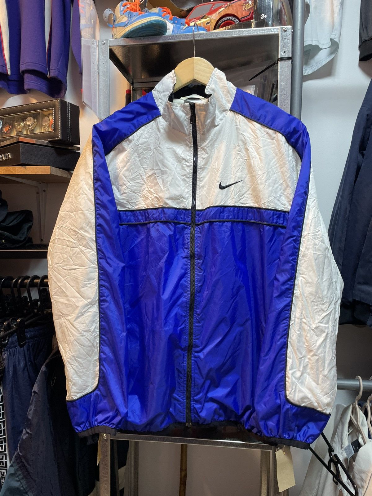 Nike Vintage Nike Spell Out Windbreaker Jacket Size US L / EU 52-54 / 3 - 1 Thumbnail