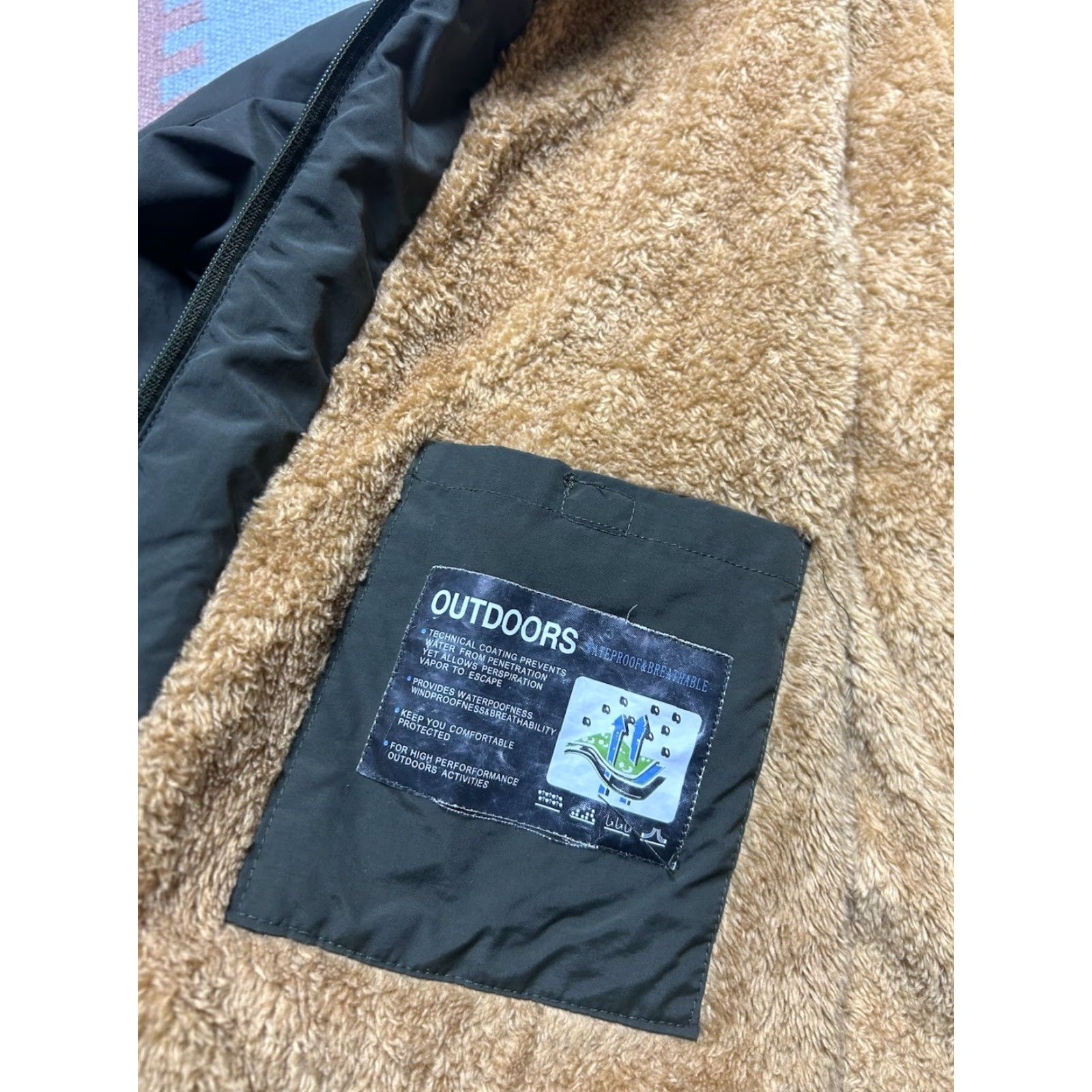 Vintage VINTAGE Outdoors faux fur lined hooded jacket industrial military style green large Size US L / EU 52-54 / 3 - 5 Thumbnail