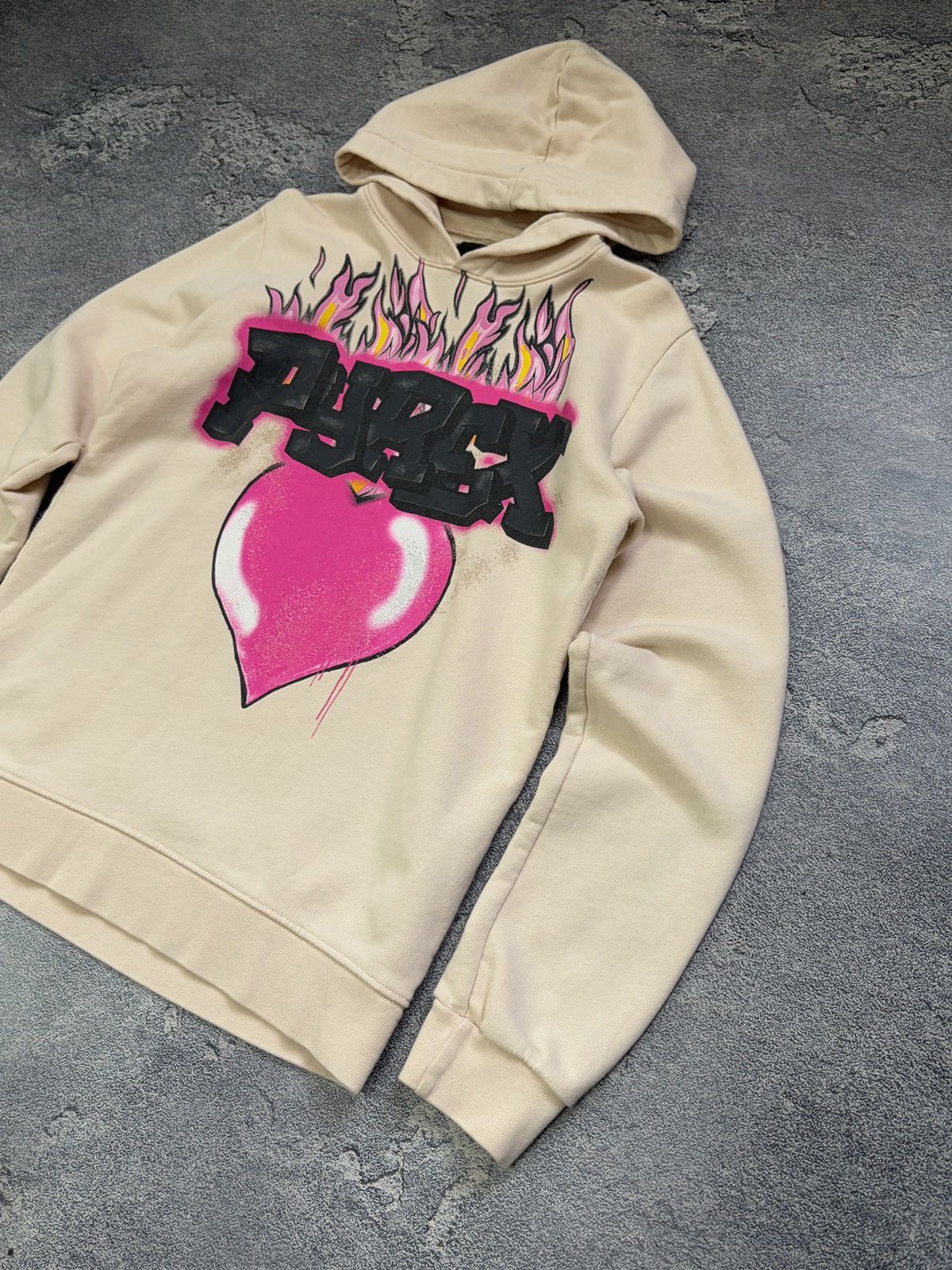 Pyrex Vision Pyrex Original Graffiti Heart Hoodie Beige Pink Flame M Size M / US 6-8 / IT 42-44 - 7 Thumbnail