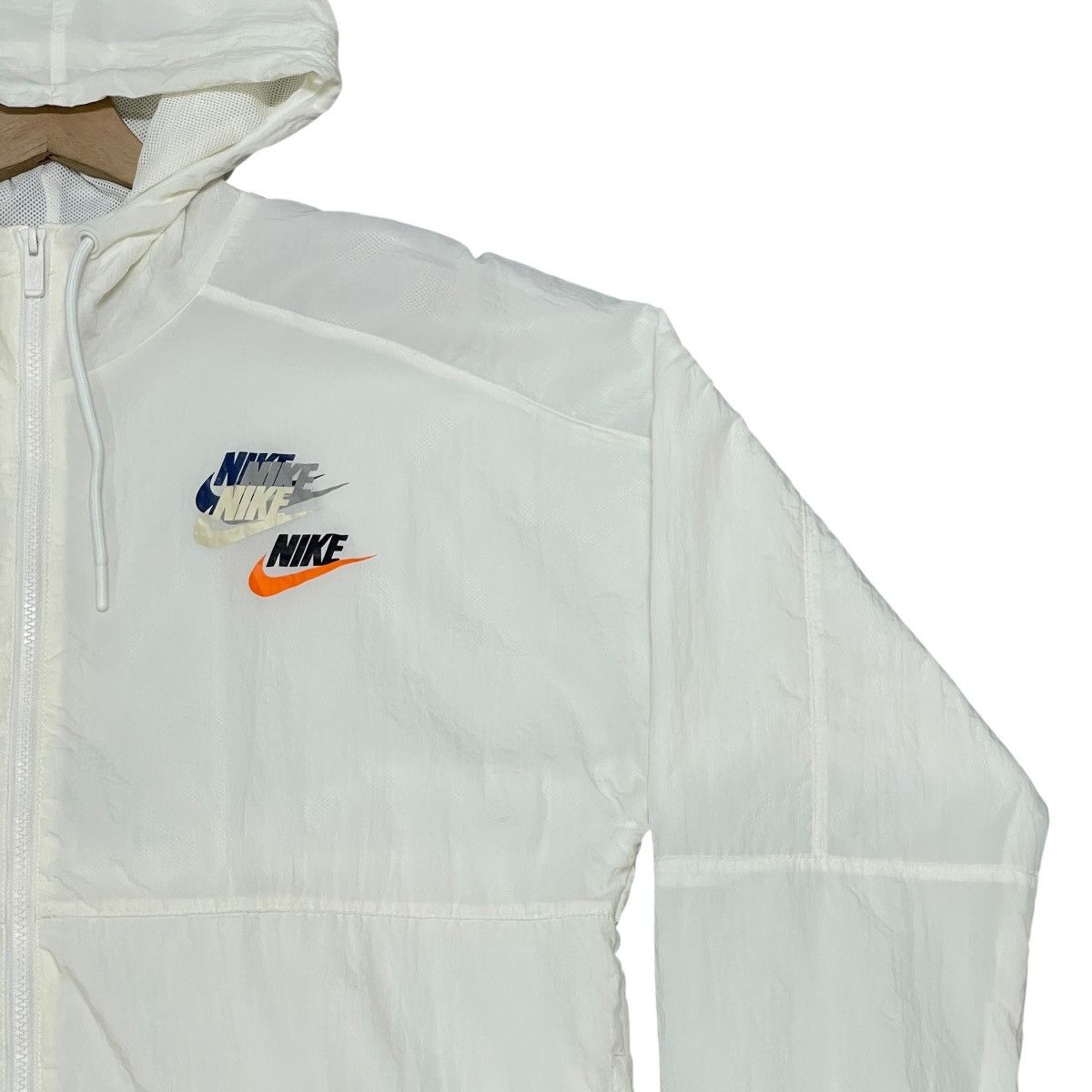 Nike Vintage Nike Multi-Logo Swoosh Hooded Windbreaker Jacket Size US M / EU 48-50 / 2 - 2 Thumbnail