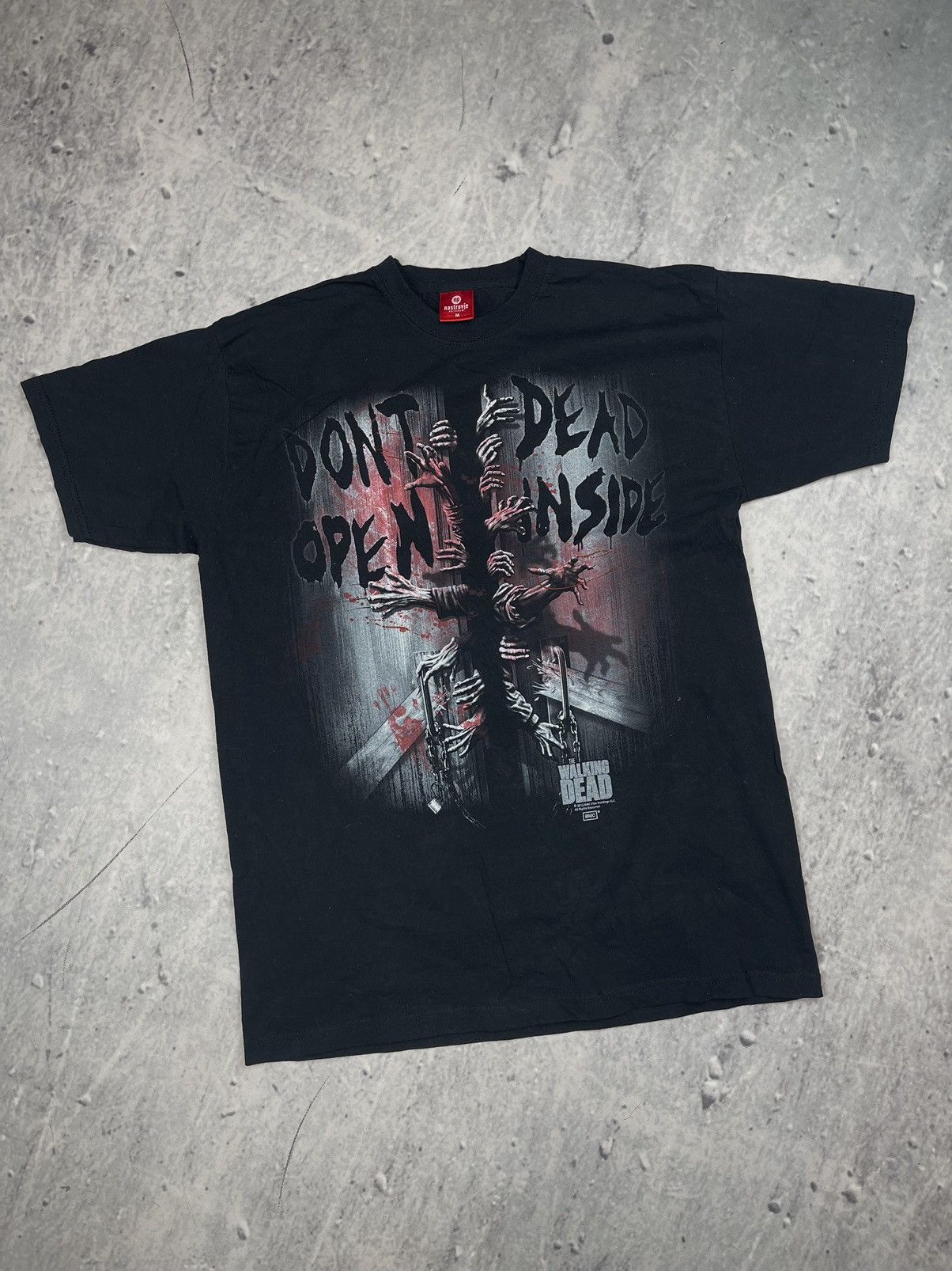 Vintage The Walking Dead tee black Zombie Size US M / EU 48-50 / 2 - 1 Thumbnail