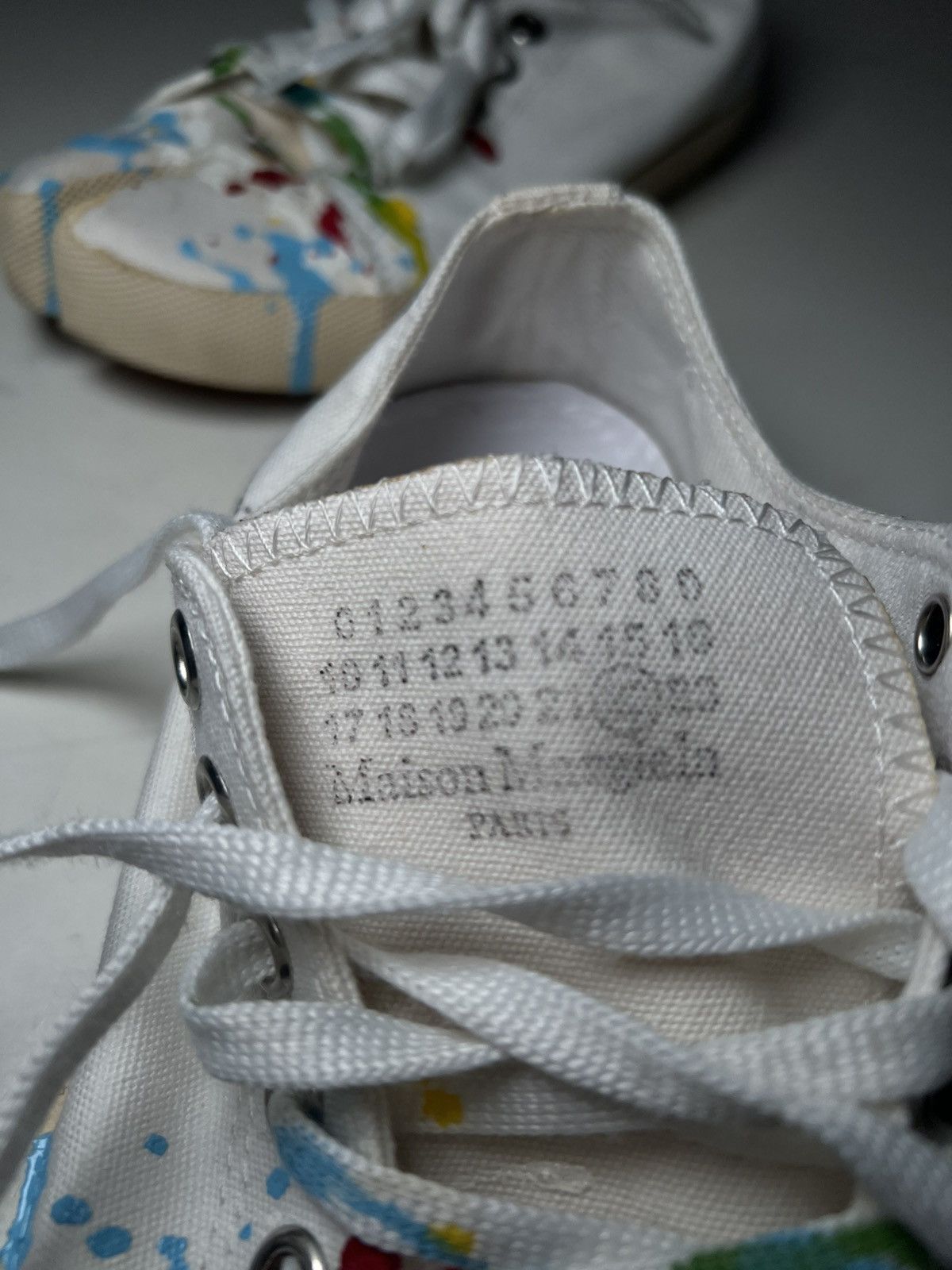 Maison Margiela Maison Margiela Paint Splatter Tabi Sneakers Size US 5 / IT 35 - 7 Thumbnail