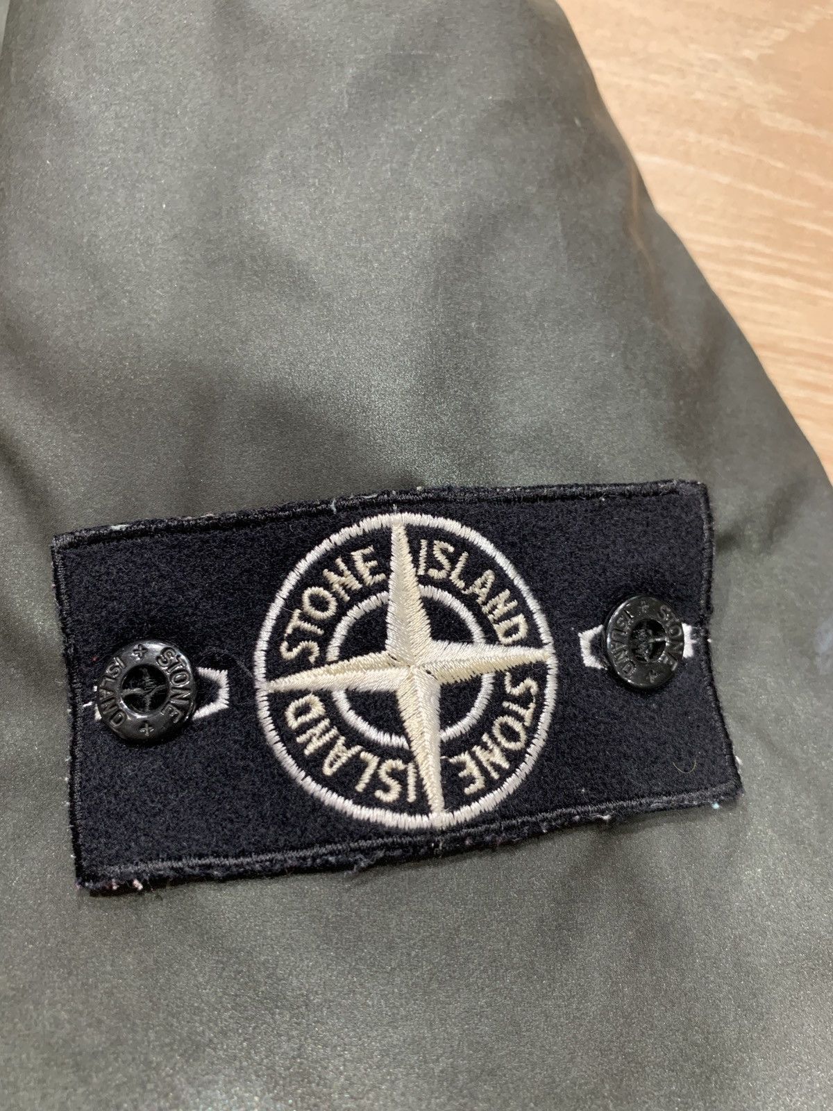 Stone Island Stone island liquid reflective jacket rare Size US M / EU 48-50 / 2 - 11 Thumbnail
