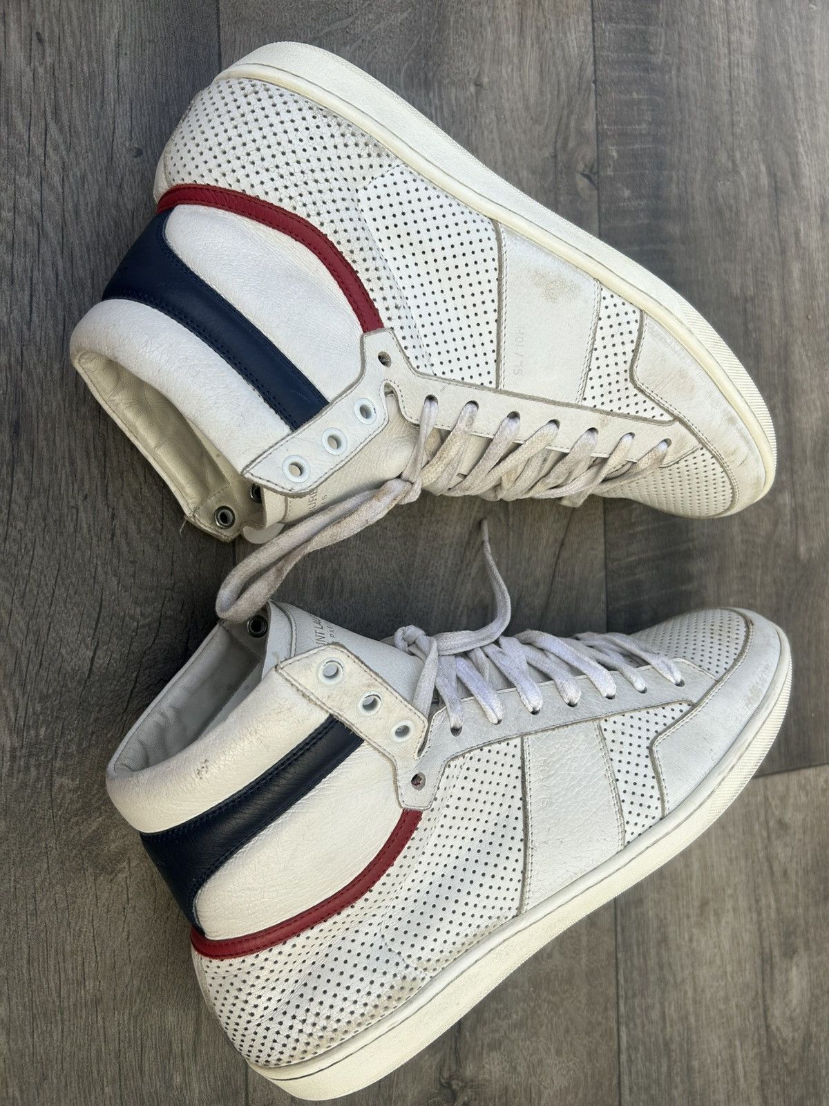 Saint Laurent Paris SAINT LAURENT SL/10H PERFORATED DISTRESSED HIGH-TOP Sneakers Size US 9 / EU 42 - 6 Thumbnail