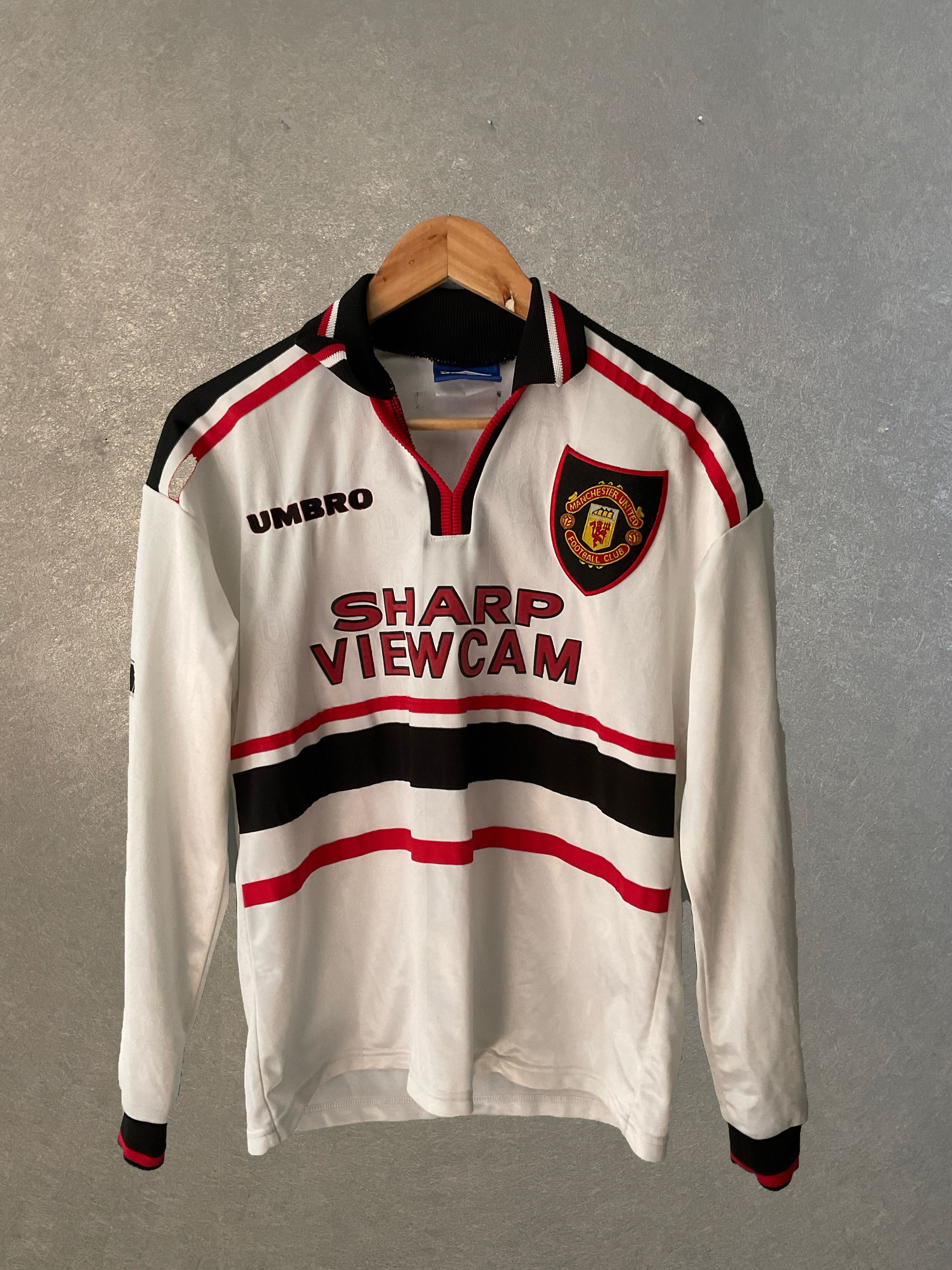 Original Manchester United 1997-1998 Away Long Sleeve Shirt