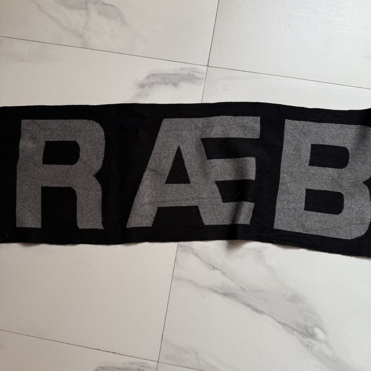 Christopher Raeburn × Designer × Portuguese Flannel Ræburn Design UK Positively Conscious Scarf Size ONE SIZE - 3 Thumbnail