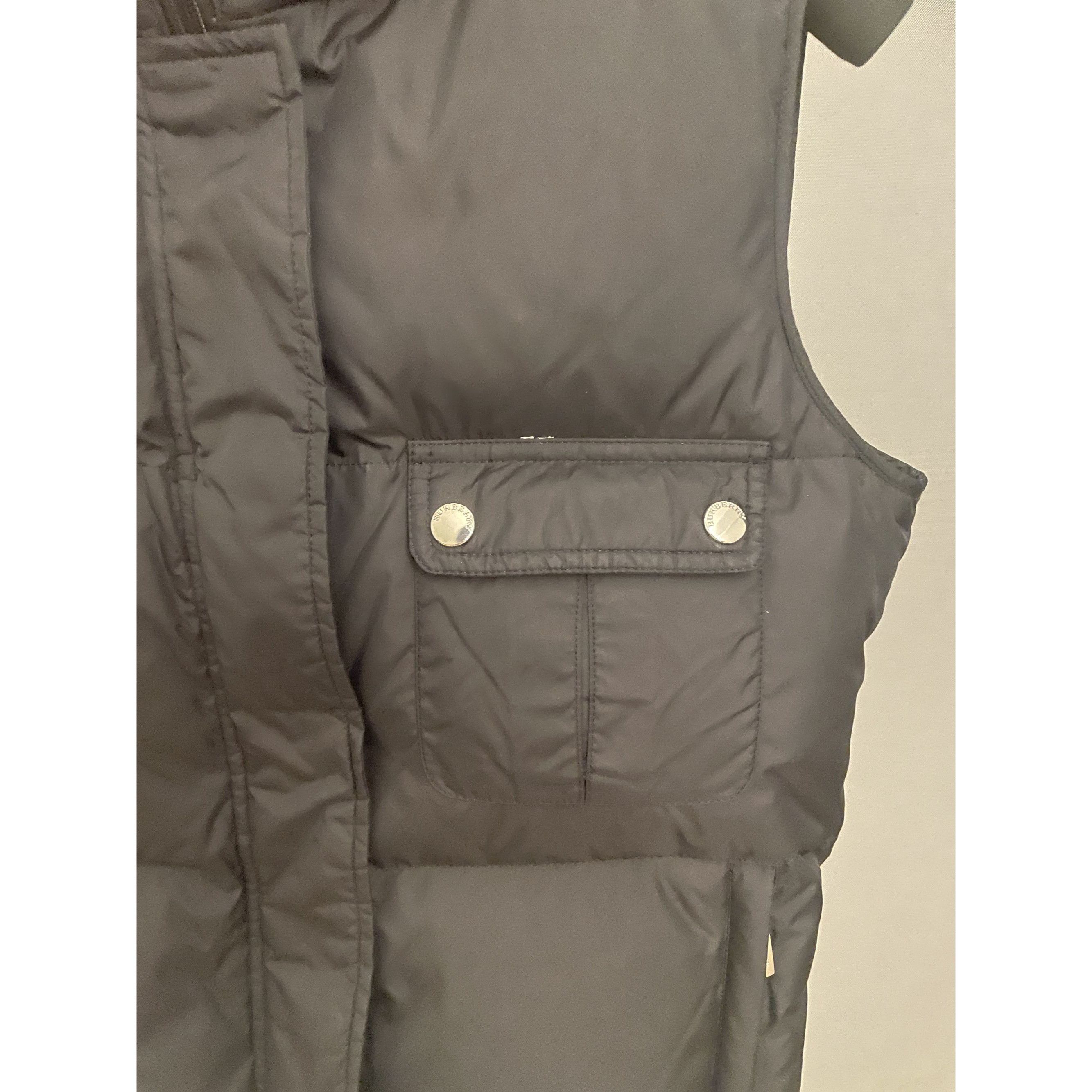 Burberry Burberry Black Quilted Down Puffer Vest With High Collar & Z Size S / US 4 / IT 40 - 6 Thumbnail