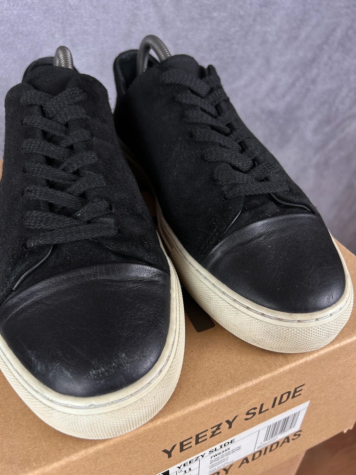 Axel Arigato × Designer Axel Arigato Cap-Toe black suede sneakers leather Size US 10 / EU 43 - 9 Thumbnail