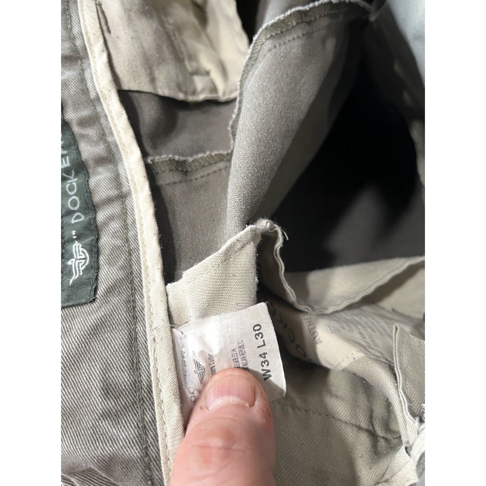 Dockers DOCKERS Pants Flat Front Classic Fit Mens 34x30 Brown Chino | Size 34 Regular Waist 34 Inseam 30 in Cotton Flat Front Belt Loops Button Dockers D2 Size US 34 / EU 50 - 5 Thumbnail
