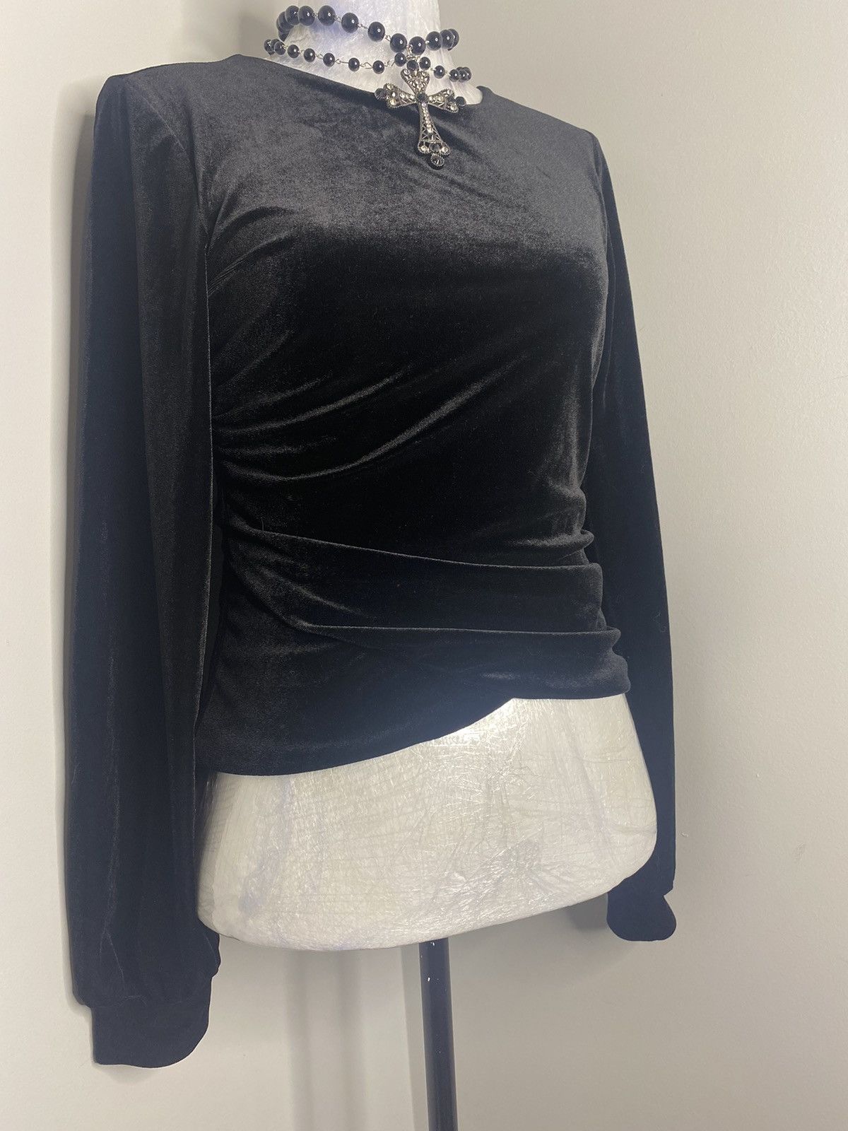 Vintage Gorgeous velour black whimsigoth long sleeve top Size S / US 4 / IT 40 - 2 Thumbnail