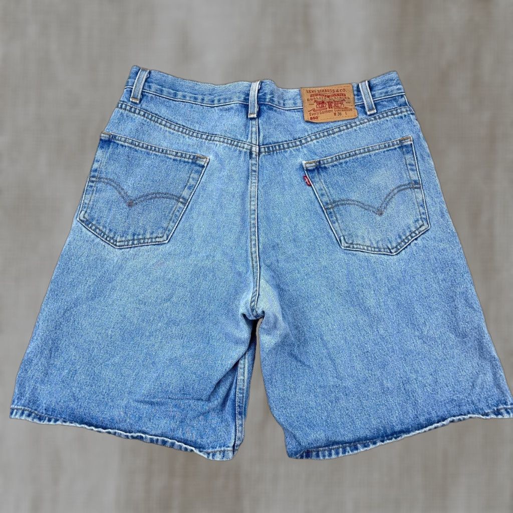 Levi's VINTAGE Levi's 550 Shorts Men 36 Relaxed Fit Blue Jean Jorts Baggy 90s Skate Grunge Size US 36 / EU 52 - 1 Thumbnail