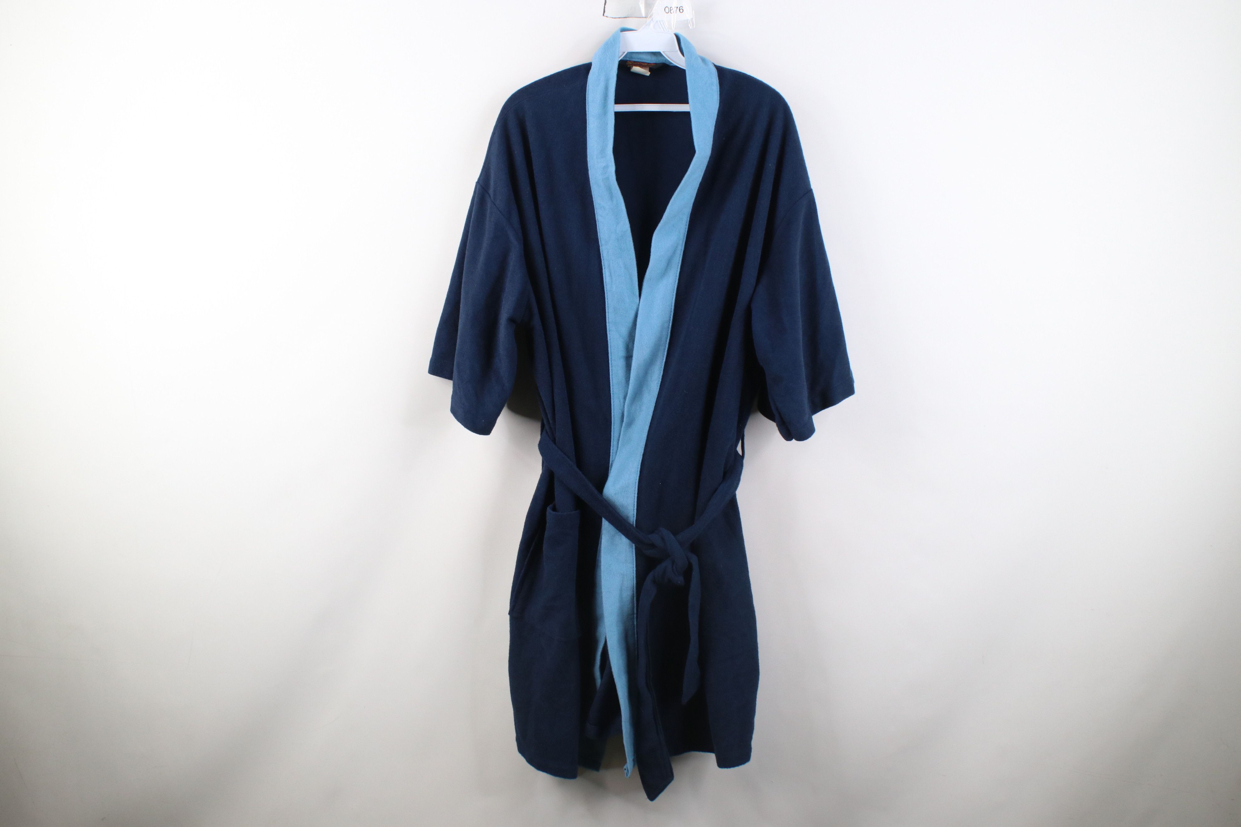 Vintage Vintage 70s Streetwear Belted Short Sleeve Velour Bath Robe Size US L / EU 52-54 / 3 - 1 Thumbnail