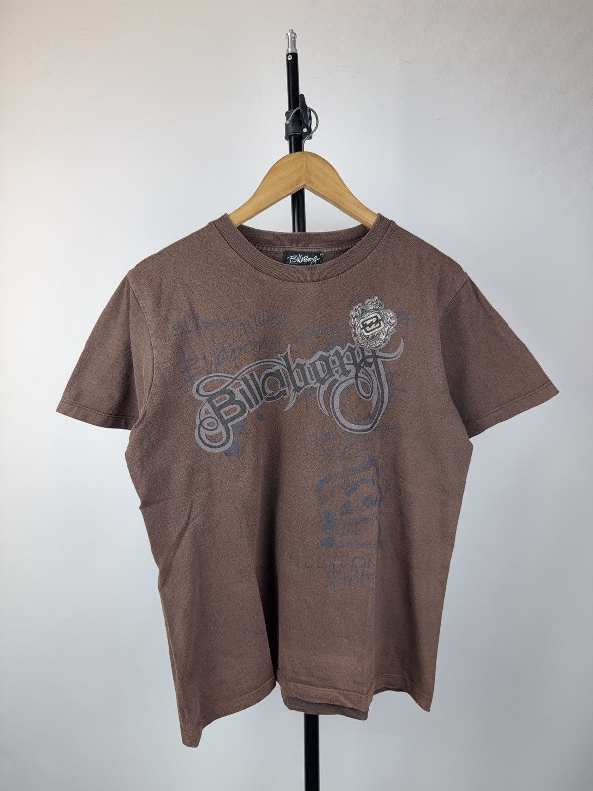 Billabong Vntg 00s Surf Billabong Retro Print Faded Brown Tee Shirt Size US M / EU 48-50 / 2 - 1 Thumbnail