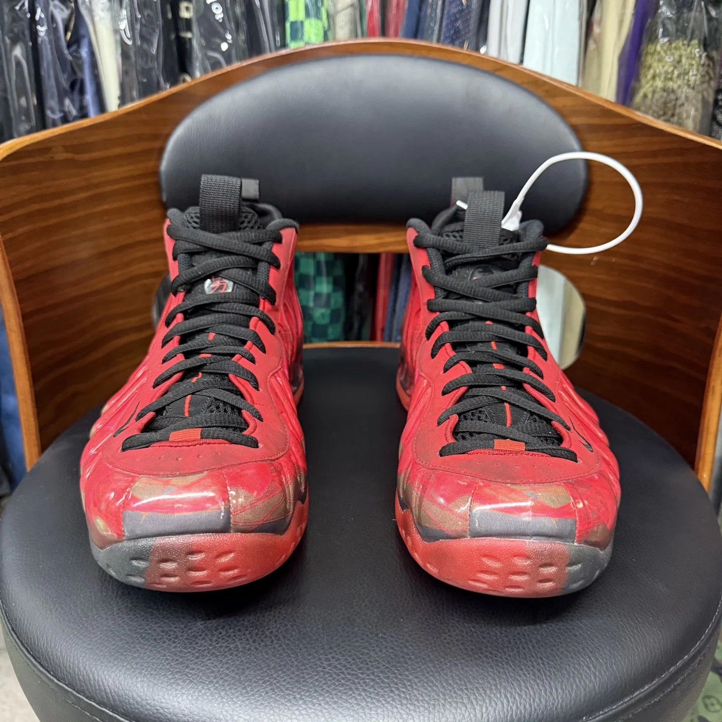 Nike Charity Spray Red 42 98% New Size US 9 / EU 42 - 2 Thumbnail