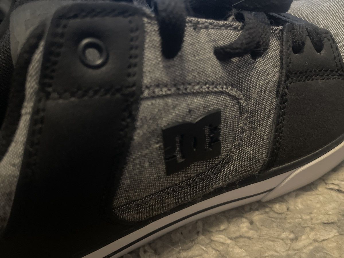 DC DC Skate Shoes Size US 11 / EU 44 - 5 Thumbnail