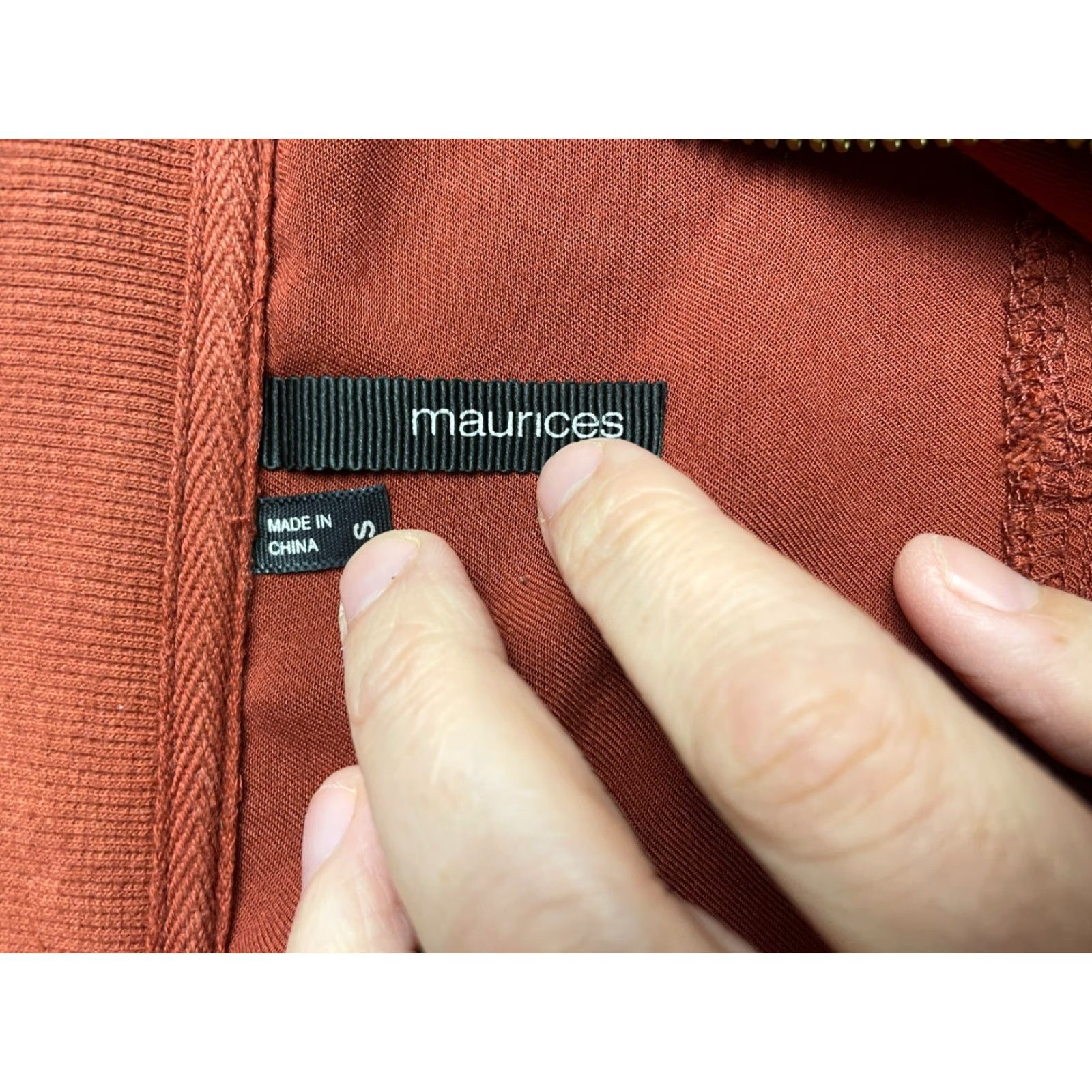 Vintage Maurices Sweater Women's Size Small Rusty Red Full Zip Pocket Casual Womens Regular Fit Knit Shirt? Size S / US 4 / IT 40 - 6 Thumbnail