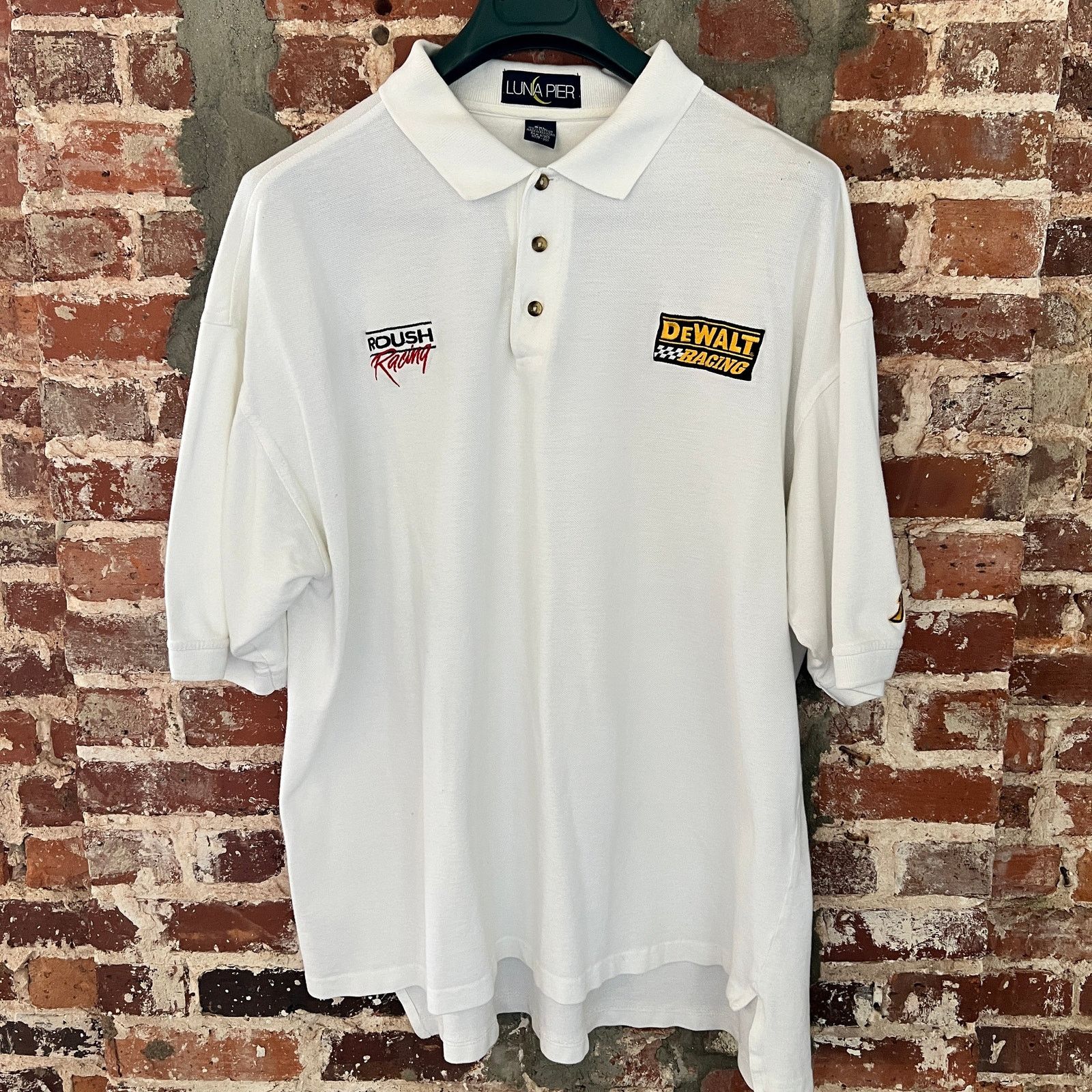 NASCAR NASCAR Kenseth 17 Roush Racing Dewalt Mens White Shirt 2XL Size US XXL / EU 58 / 5 - 2 Thumbnail