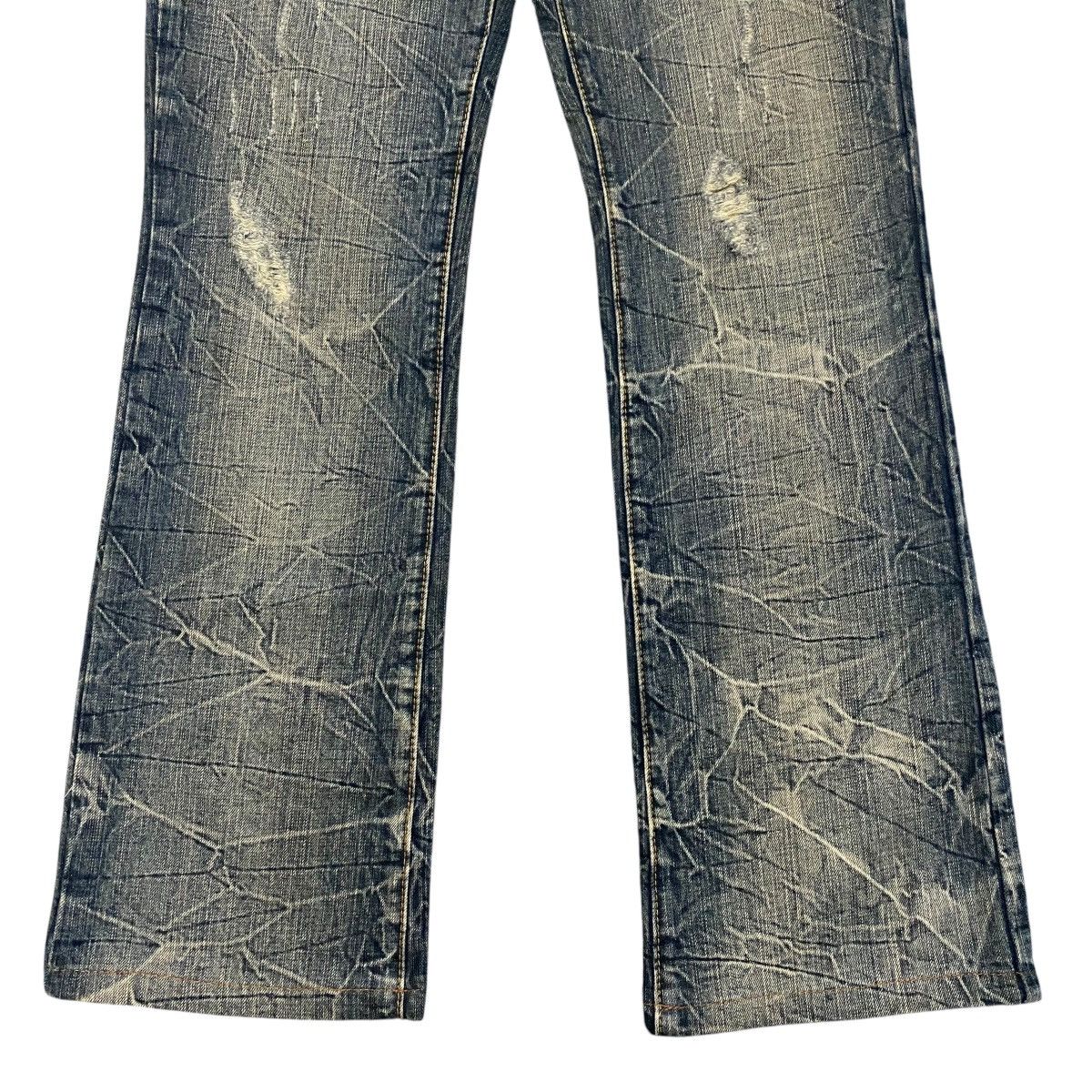 semanticdesign Semantic Design Distressed Denim Flare Jeans Size US 31 - 8 Thumbnail