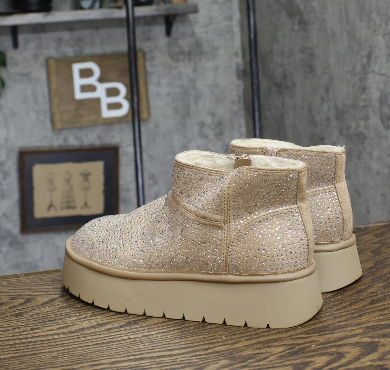 Designer Wild Fable Booties With Memory Foam Insole Beige Brown 8m Size US 8 / IT 38 - 2 Thumbnail