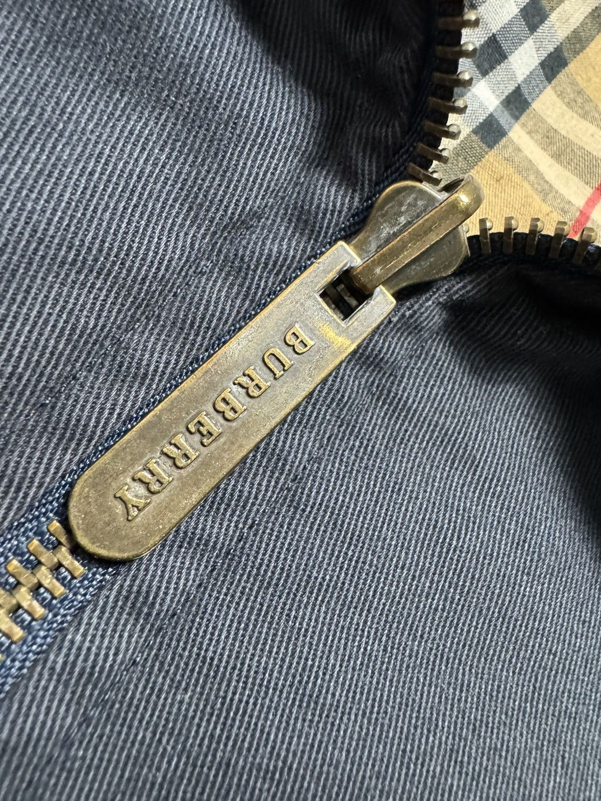 Burberry Burberry Vintage 90’s Bomber Light Jacket Checked Size M Size US M / EU 48-50 / 2 - 6 Thumbnail