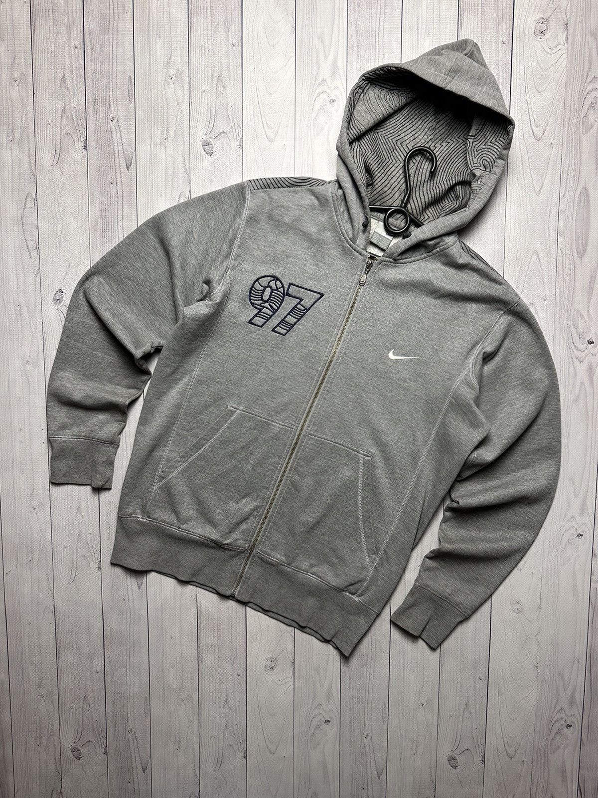 Vintage outlet nike zip up