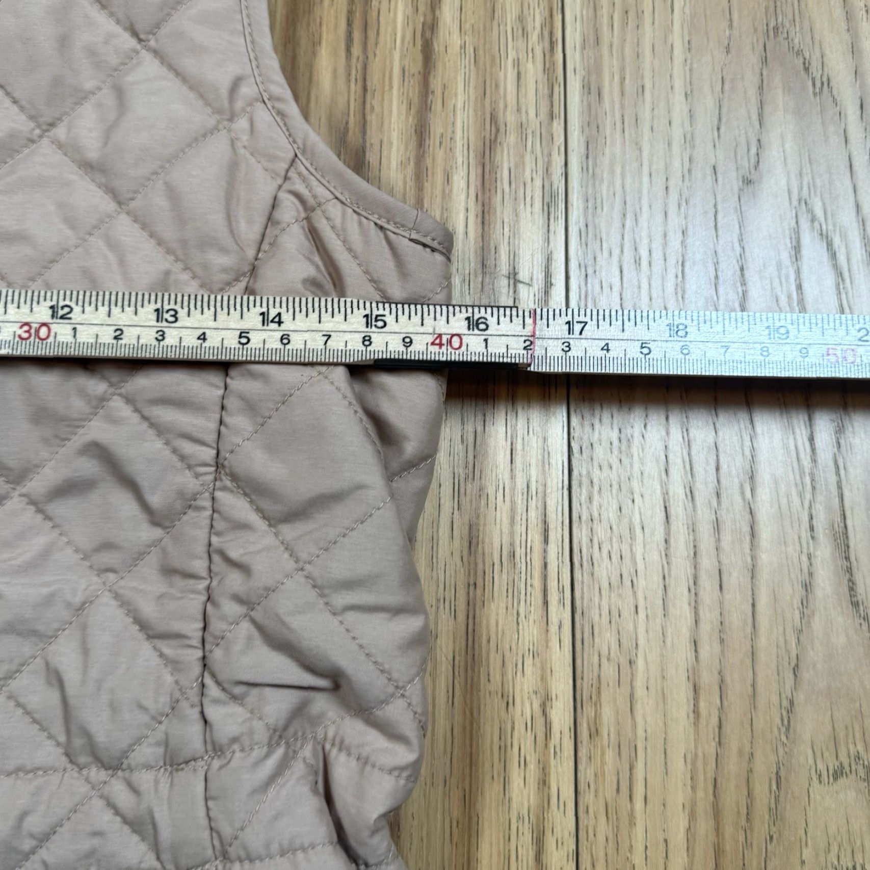 Peter Millar Peter Millar Vest Women’s XS Beige Lightweight Athletic Quilted Outdoor Size XS / US 0-2 / IT 36-38 - 7 Thumbnail