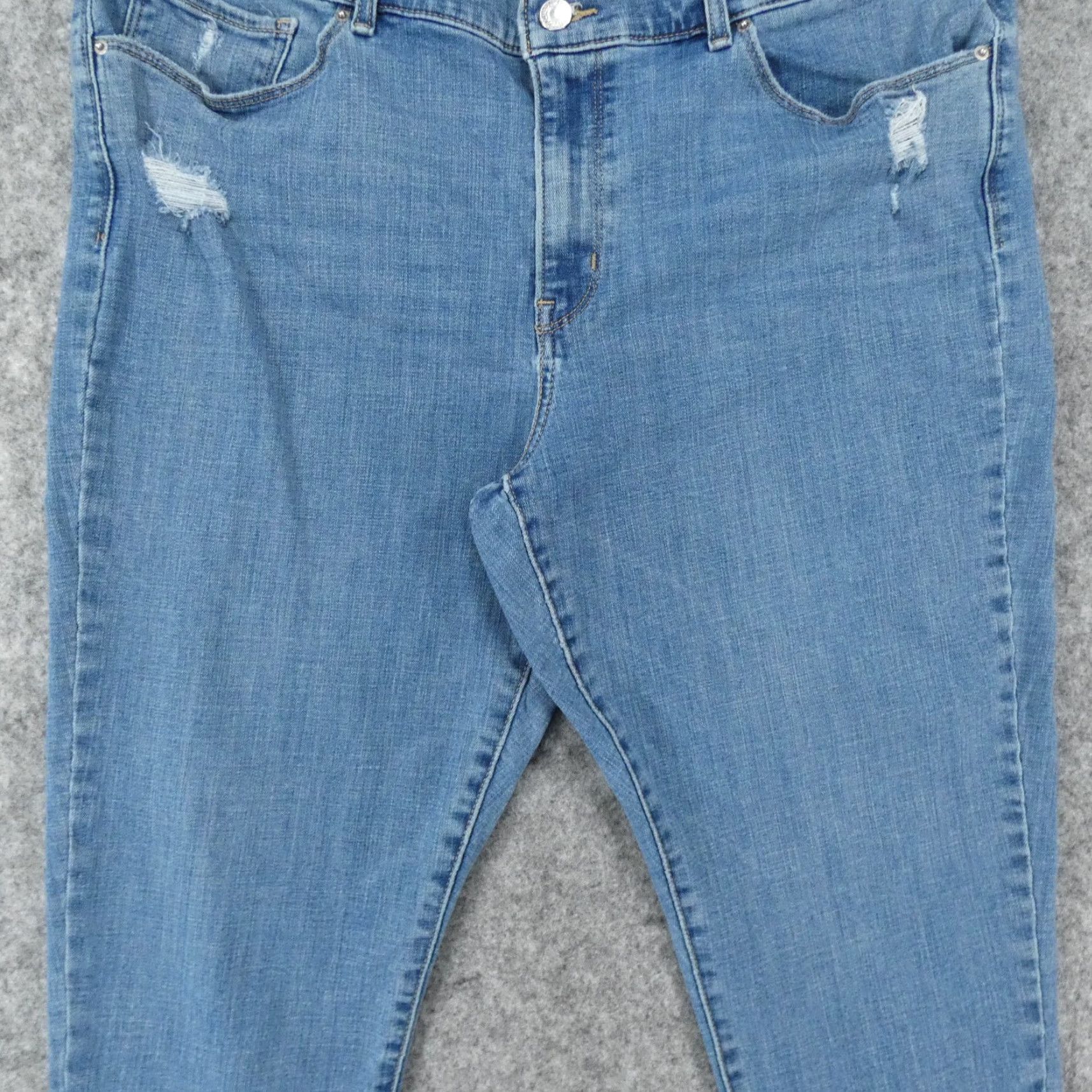Levi's Levi's Jeans Womens 18 Stretch Distressed Classic Crop Mid Rise Light Wash Size 40" / US 18 - 3 Thumbnail