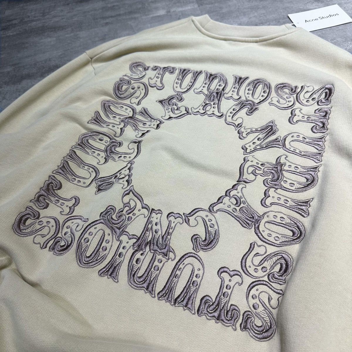 Acne Studios Acne Studios Fin Circus Sweatshirt Size US M / EU 48-50 / 2 - 3 Thumbnail