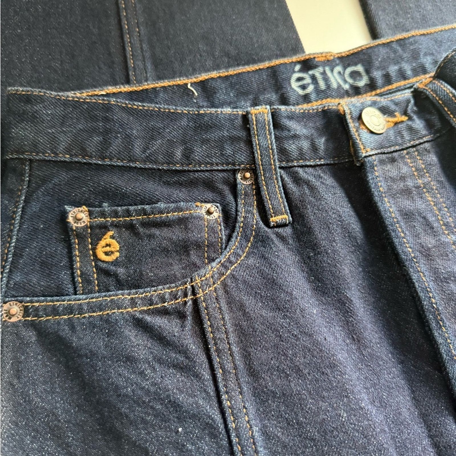 ETICA New etica Tyler Seamed Crop Denim - 26 - $178 Size 26" / US 2 / IT 38 - 8 Thumbnail