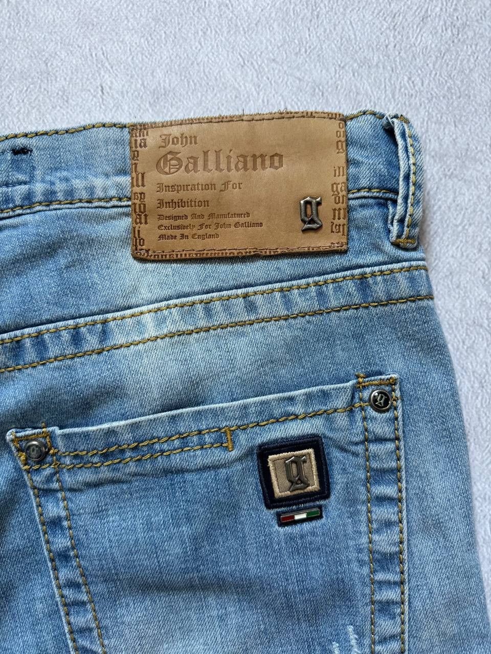 John Galliano 2000s John Galliano Distressed Jeans Denim Pants Size US 34 / EU 50 - 4 Thumbnail