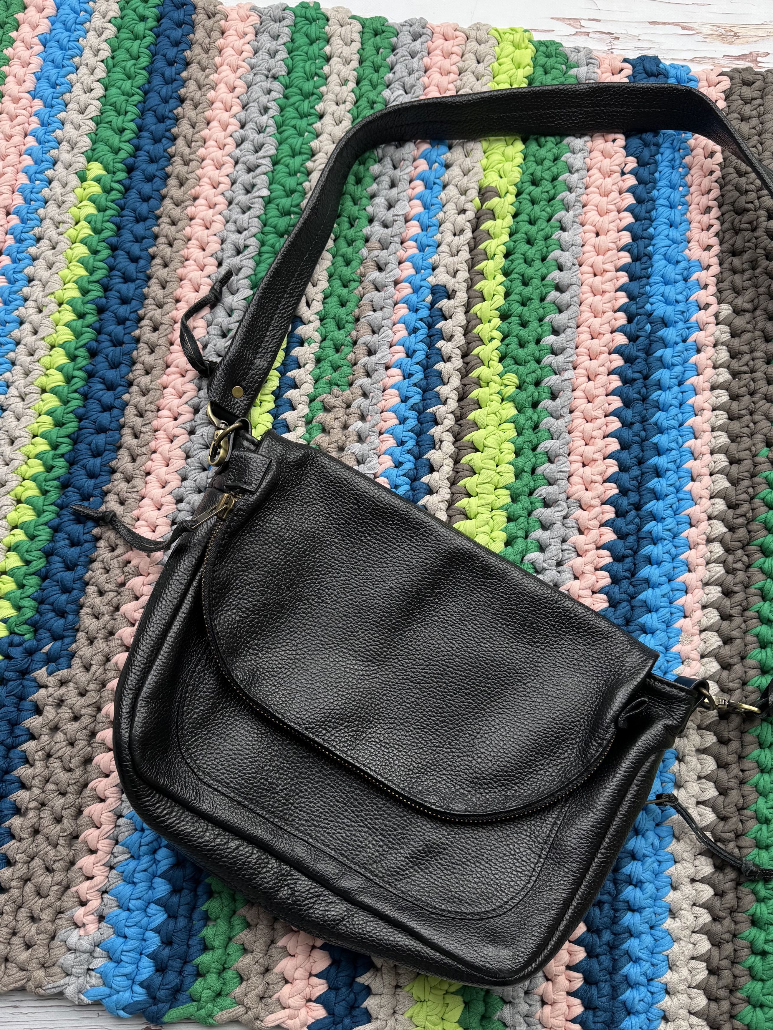 Japanese Brand Vintage Leather Bag With Zippers (ET1)(D15) Size ONE SIZE - 2 Thumbnail