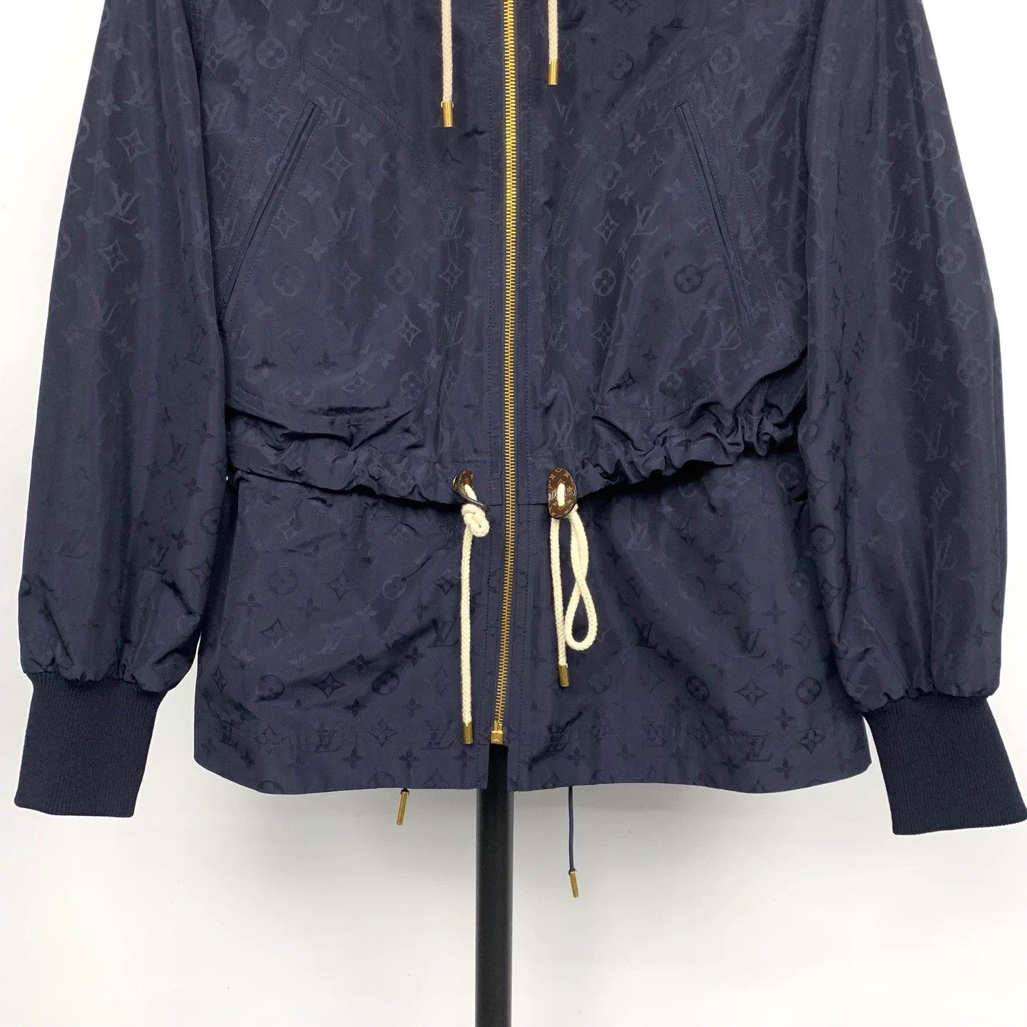 Louis Vuitton LOUIS VUITTON Monogram Zip Hoodie Jacket Size XS / US 0-2 / IT 36-38 - 4 Thumbnail