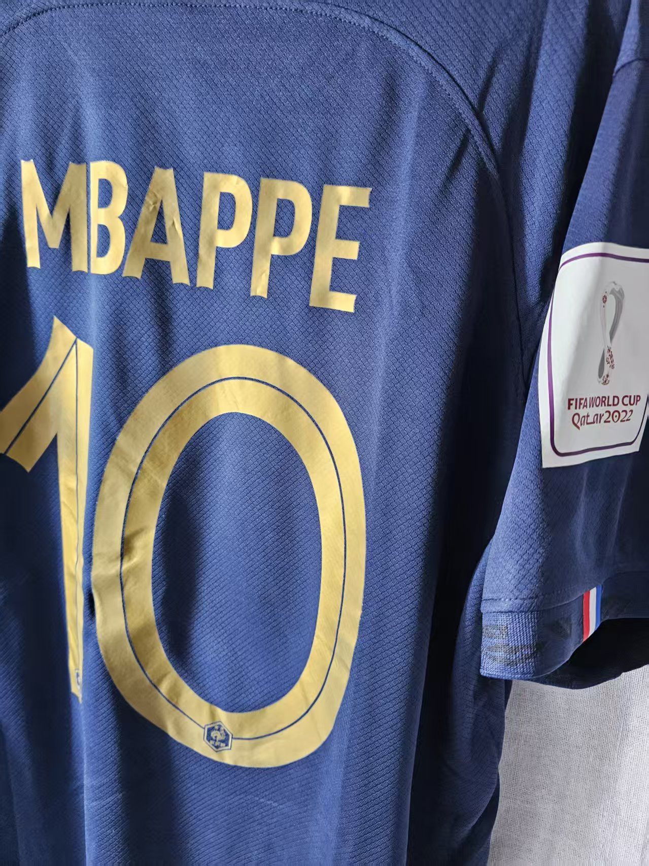 Other 2022 World Cup France #10 Kylian Mbappé Jersey Size US S / EU 44-46 / 1 - 4 Thumbnail