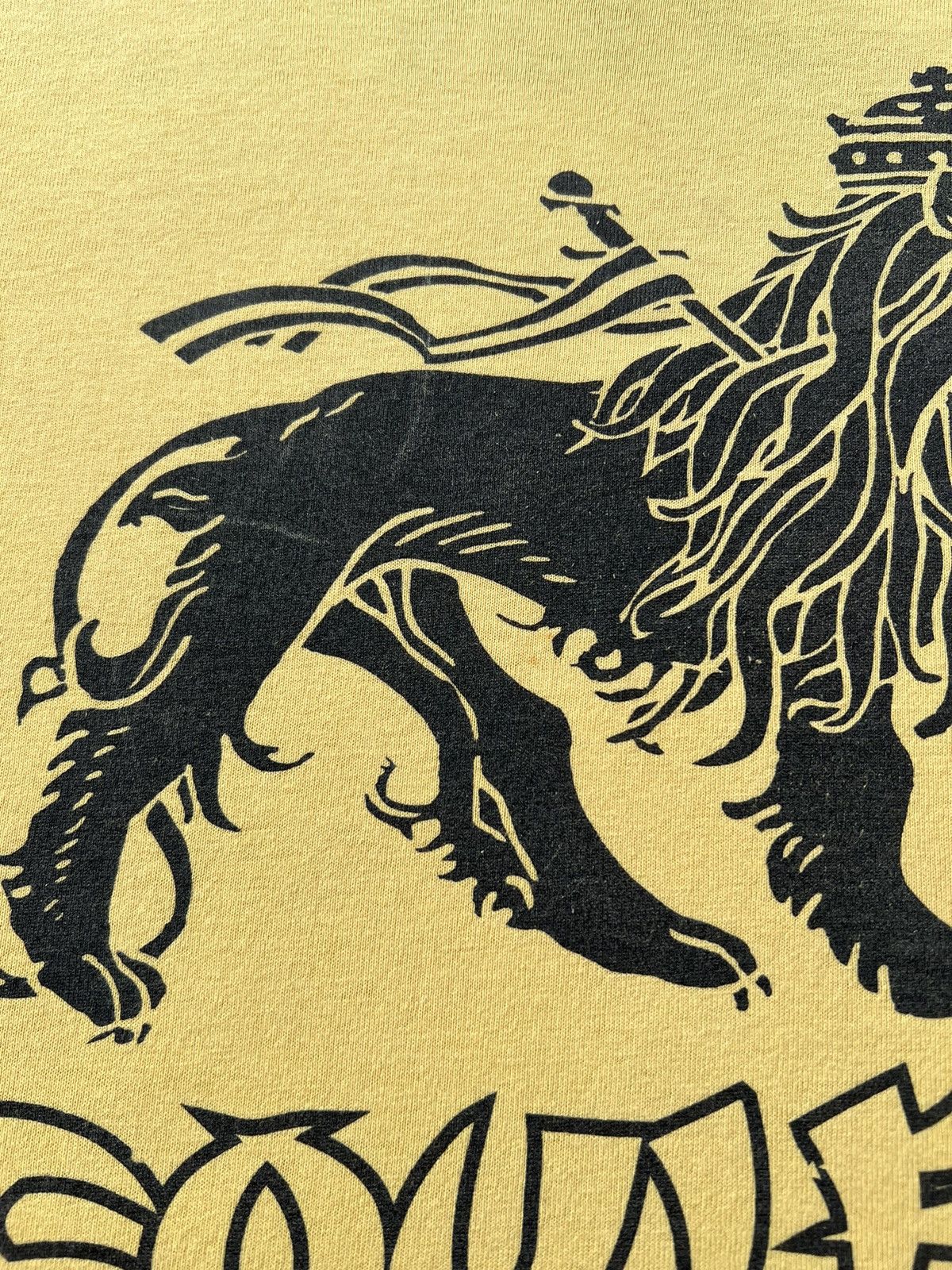 Band Tees Vintage 2000 Soulfly Lion of Judah Metal Band Yellow T-shirt Size US L / EU 52-54 / 3 - 5 Thumbnail