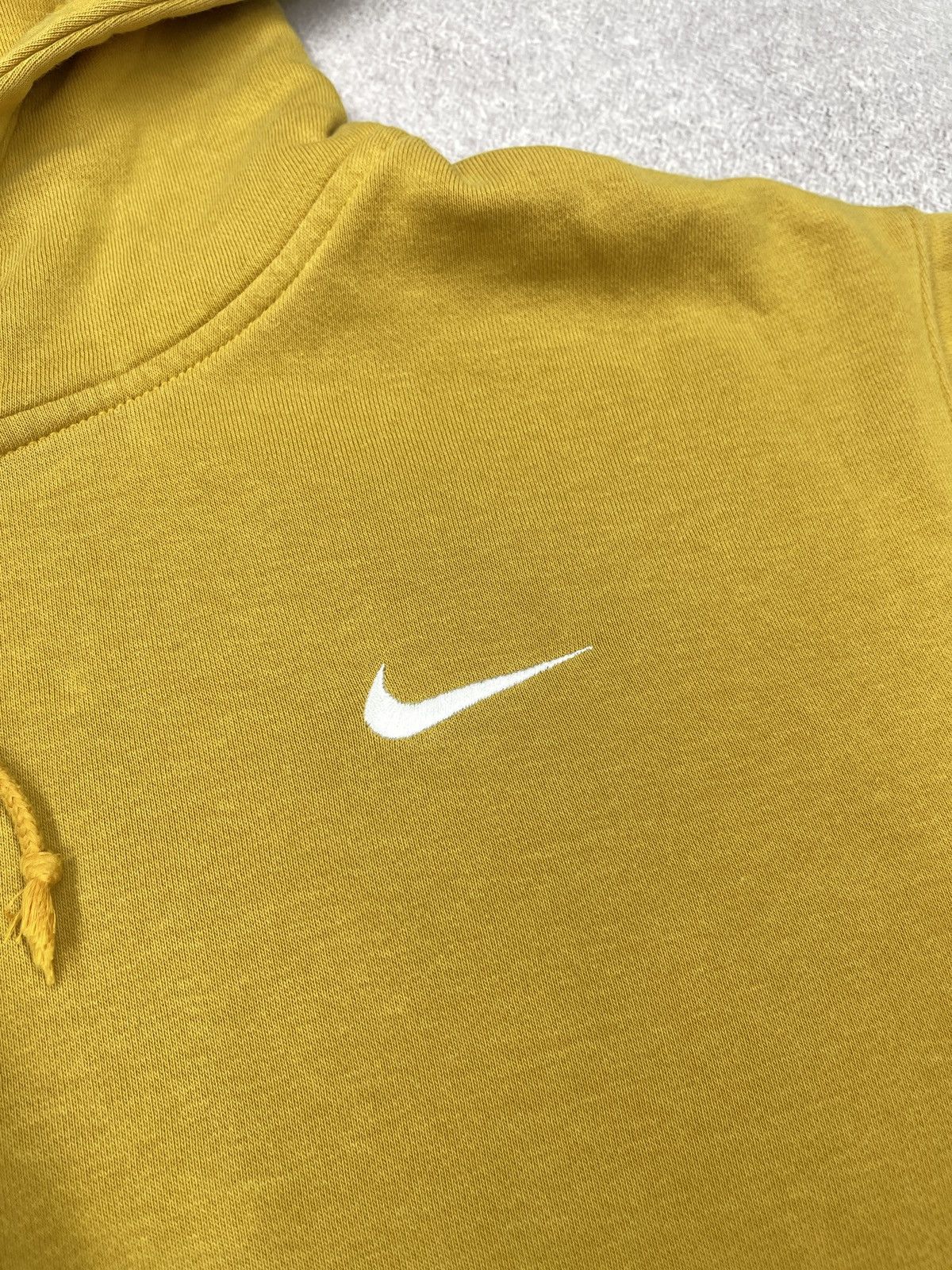 Nike Mens Nike Basic Yellow Hoodie Small Logo Y2K ACG TN Size US L / EU 52-54 / 3 - 5 Thumbnail
