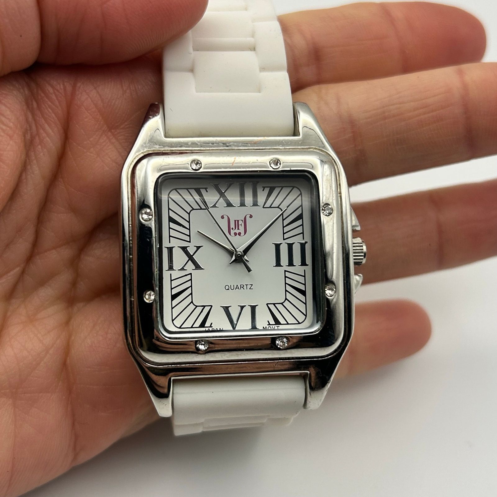 Other JustFab Encore Women Silver Case White Silicone Band Watch Size ONE SIZE - 6 Thumbnail