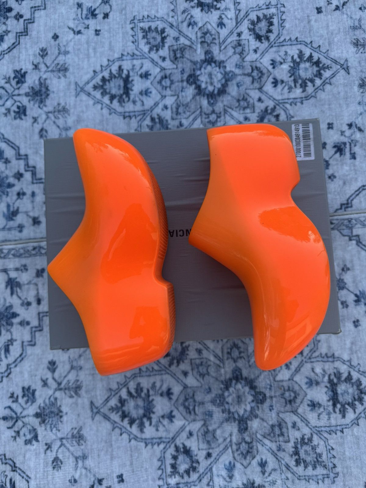 Balenciaga Techno Clog Size 41 Shiny Orange