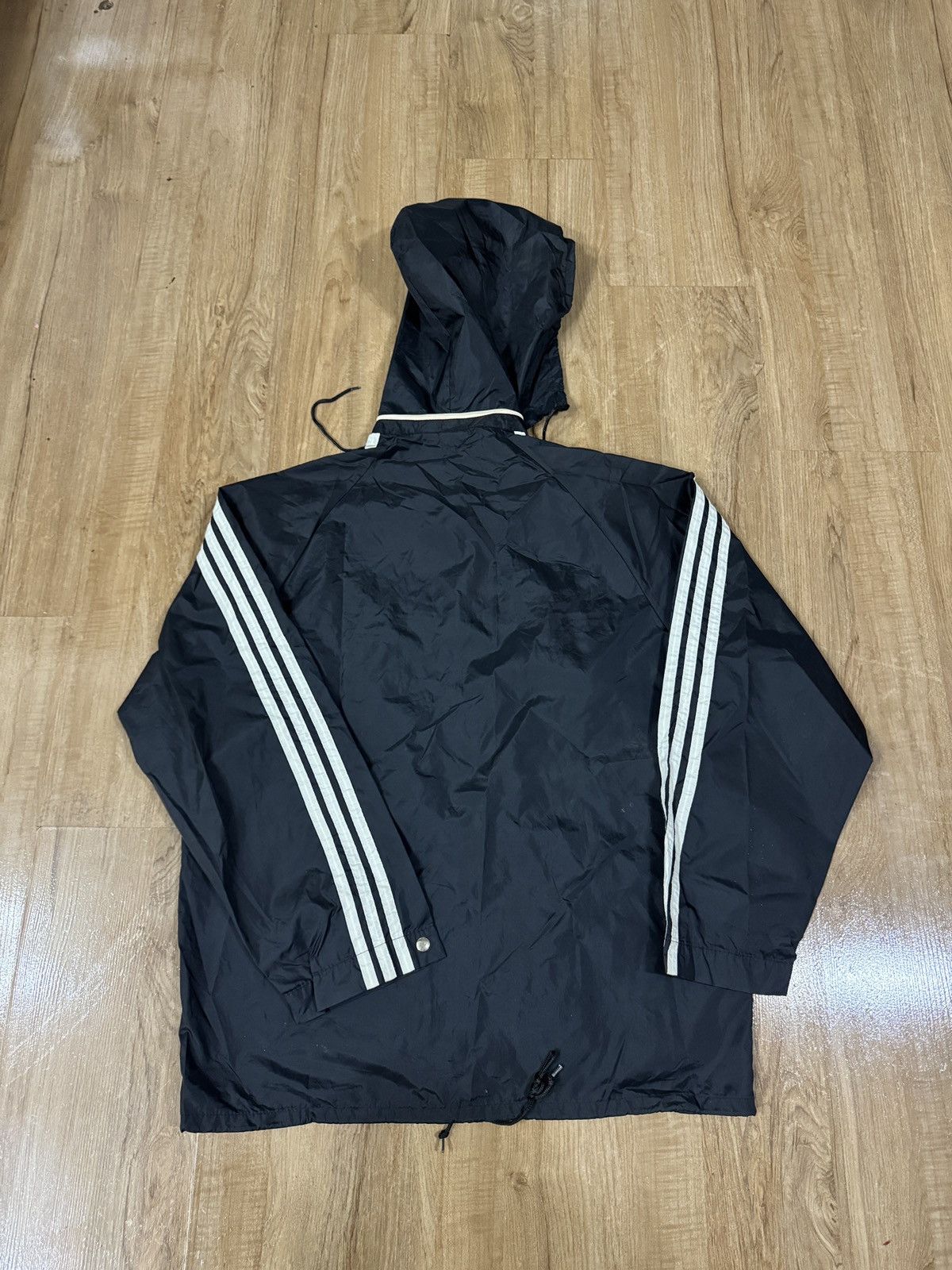 Adidas Vintage 80’S adidas windbreaker Size US M / EU 48-50 / 2 - 4 Thumbnail