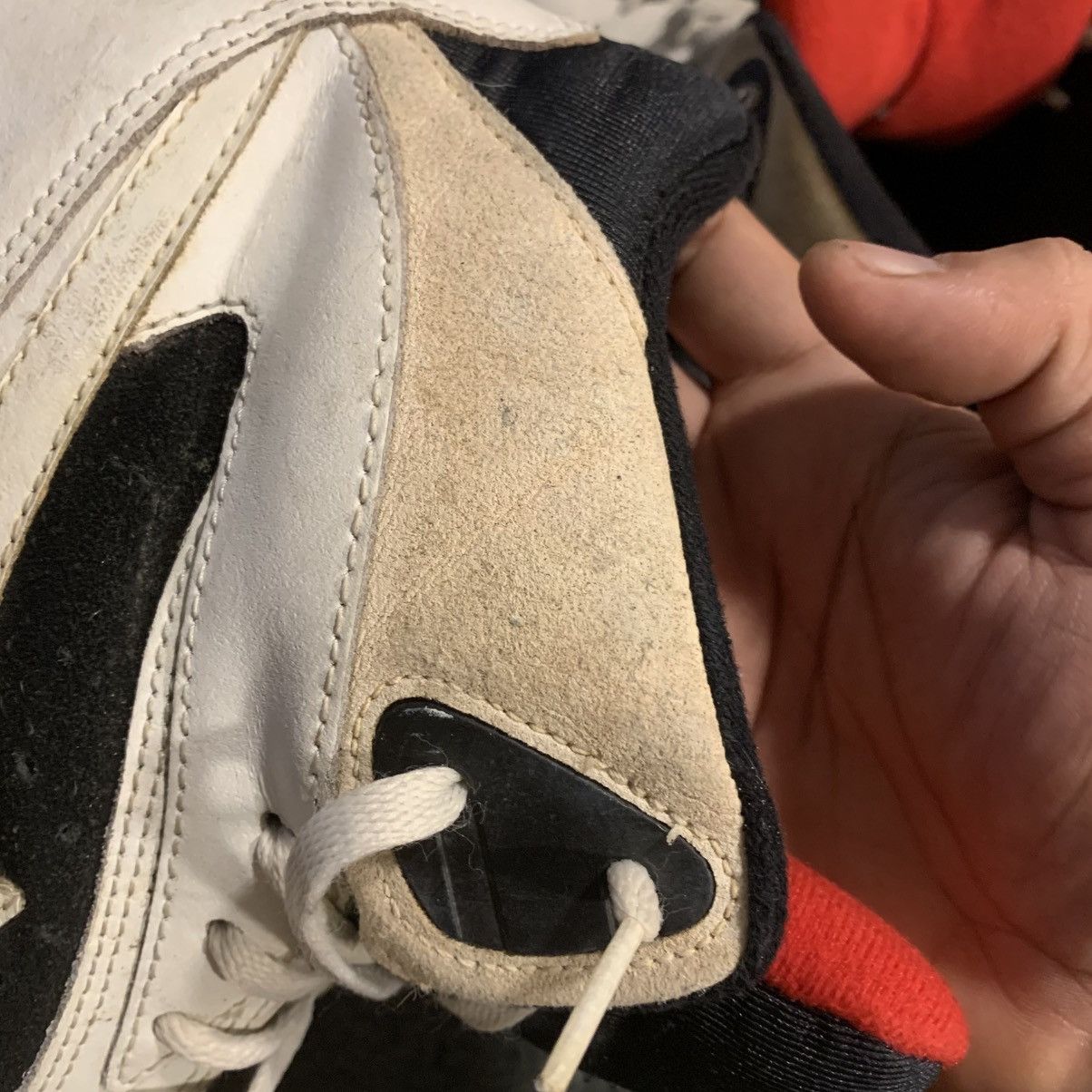 Nike VINTAGE 1993 NIKE FLIGHT SNEAKERS Size US 13 / EU 46 - 15 Thumbnail