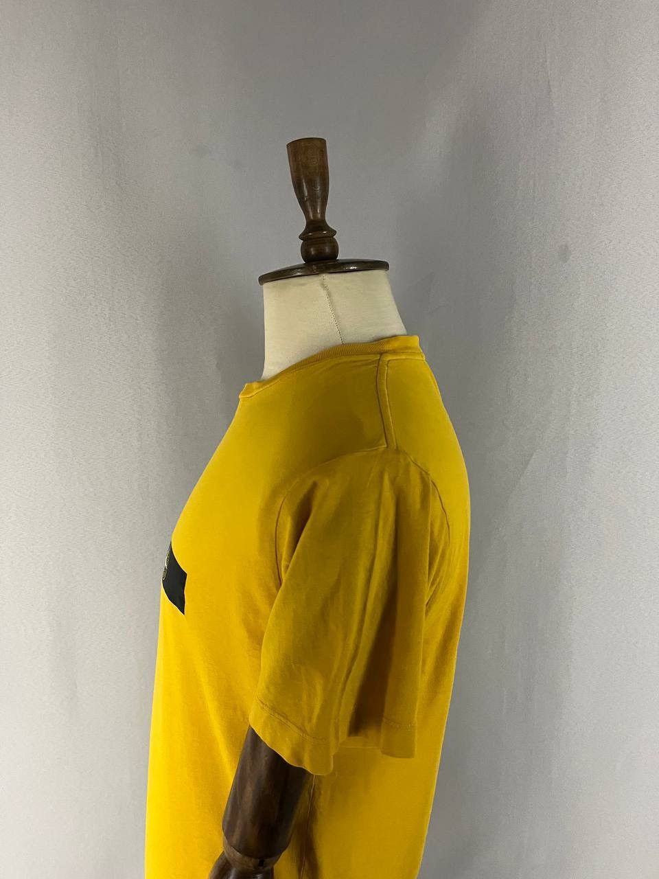 Stone Island Stone Island Tee T Shirt Yellow Size US S / EU 44-46 / 1 - 7 Thumbnail