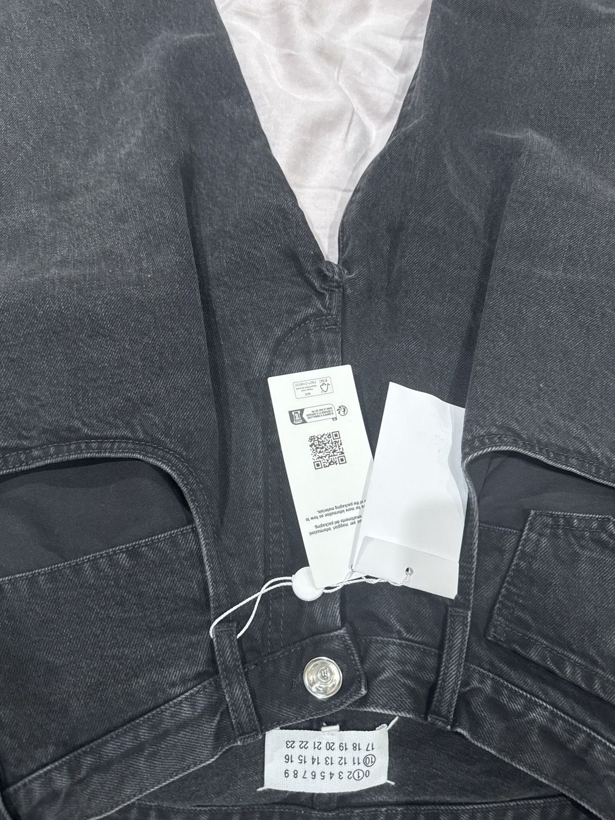Maison Margiela Maison Margiela Straight Jeans With Contrasted Pockets Black Size US 31 - 9 Thumbnail