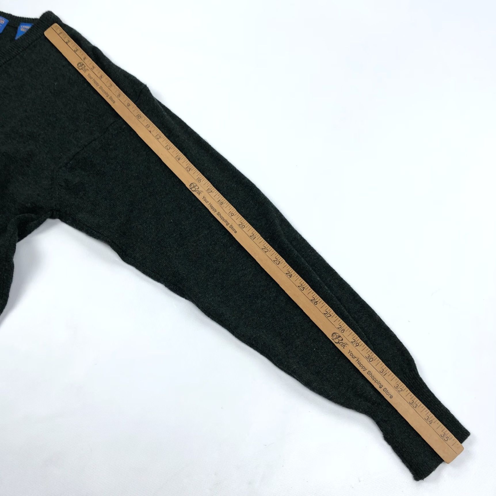 Pendleton Pendleton V-Neck Sweater Dark Green XL Men Pullover Lambswool 100 Virgin Wool Ribbed Cuffs Hem Dry Clean Only 100% Lambswool Solid Knit Style Size US XL / EU 56 / 4 - 6 Thumbnail