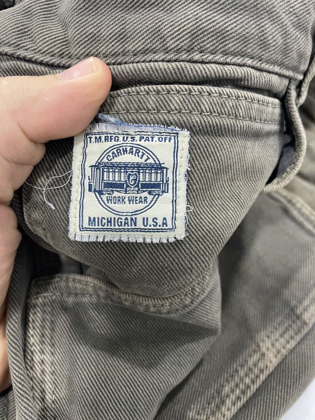 Carhartt VINTAGE CARHARTT WELL WORN CARPENTER PANT Size US 34 / EU 50 - 2 Thumbnail