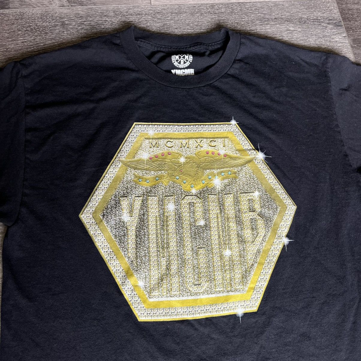 Rap Tees Vintage 2000s YMCMB Young Money Cash Money Gold Belt Rap Tee Size US L / EU 52-54 / 3 - 3 Thumbnail