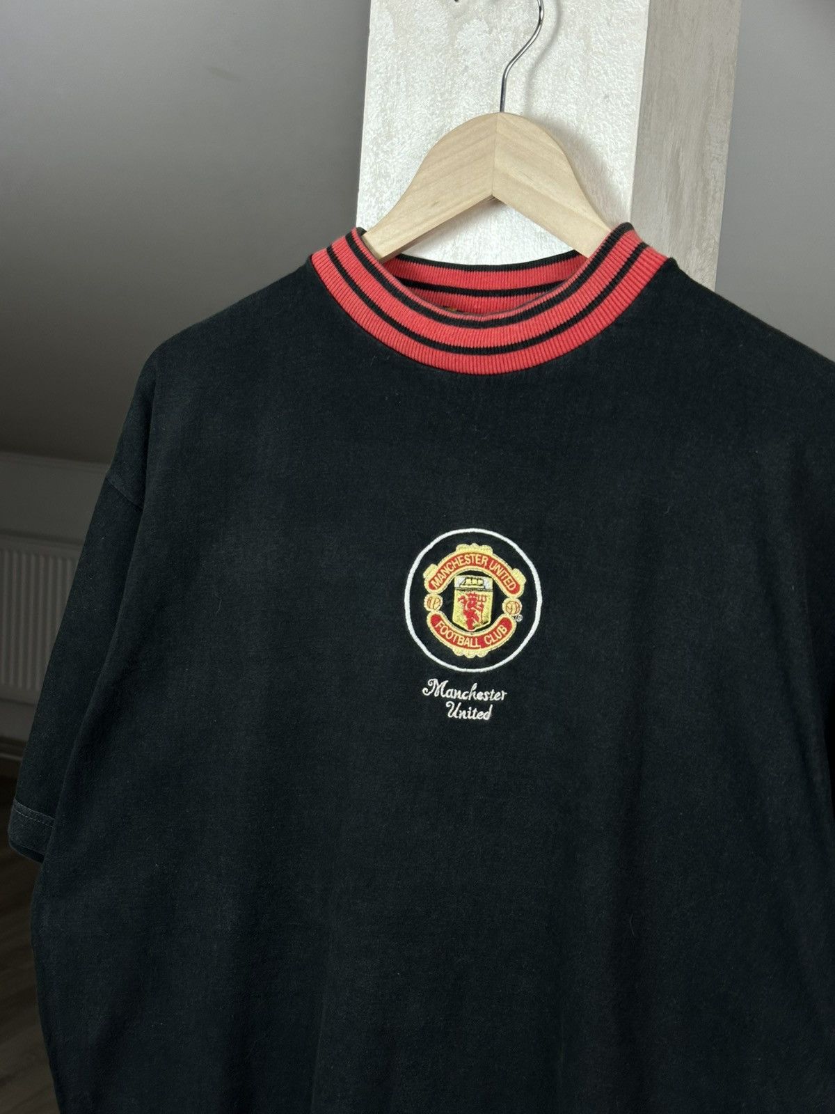 Vintage Vintage Manchester United Football Tee 90s Centre Logo Faded Size US L / EU 52-54 / 3 - 3 Thumbnail