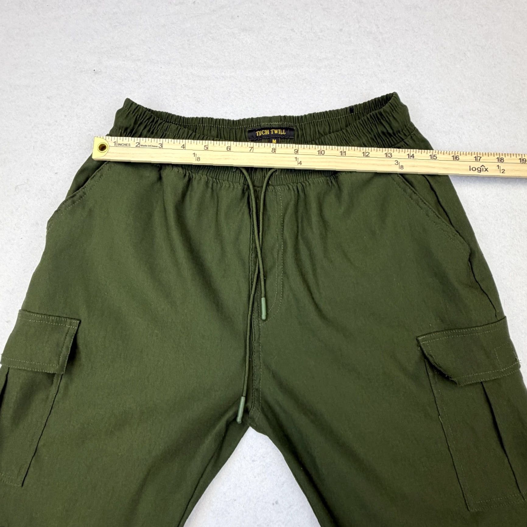 Vintage TECH TWILL Cargo Shorts Mens Medium Green Elastic Drawstring Pockets Casual Size US 31 - 5 Thumbnail